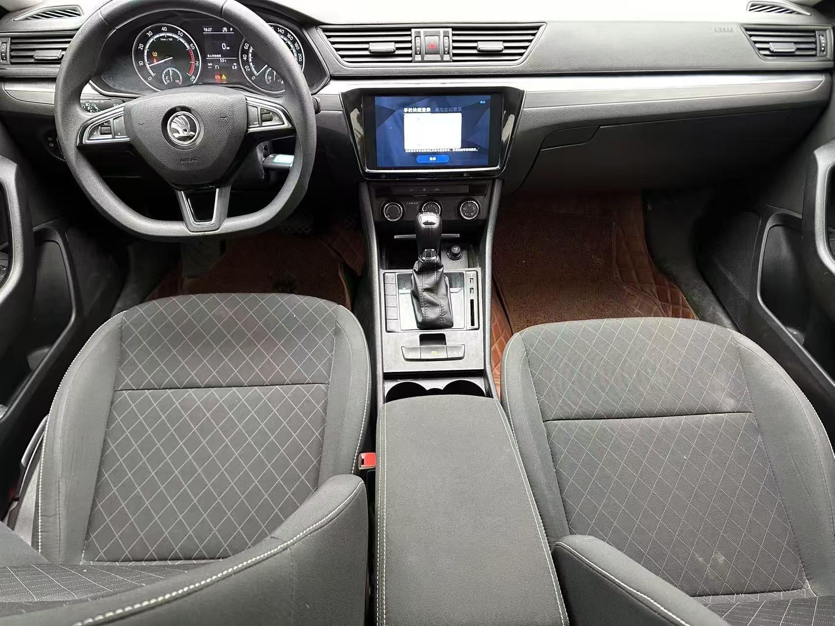 Express 2019 TSI280 DSG Standard Edition 4