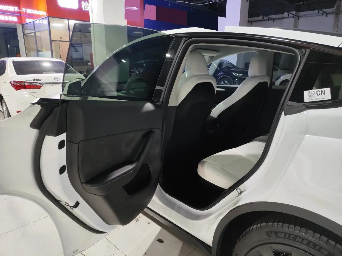 Model Y 2023 rear-wheel drive version 4