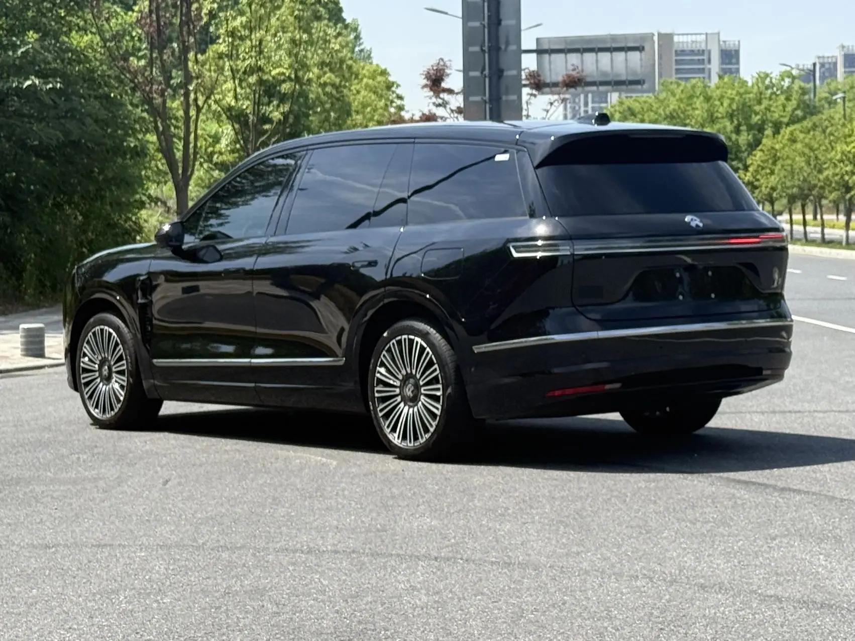NIO 2026 ES8 6-Seater Executive Luxury Edition Automatic 6