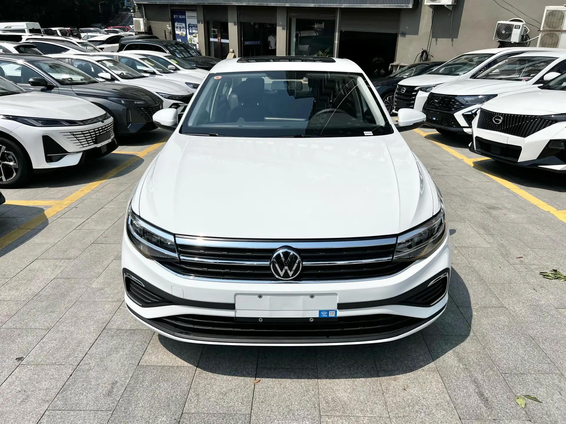 Volkswagen 2025 Bora 1.2TSI 200TSI Yuexing Navigation Edition Automatic Gear 3
