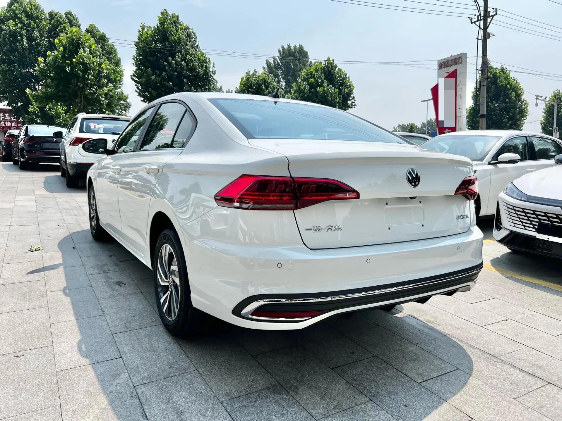 Volkswagen 2025 Bora 1.2TSI 200TSI Yuexing Navigation Edition Automatic Gear 7