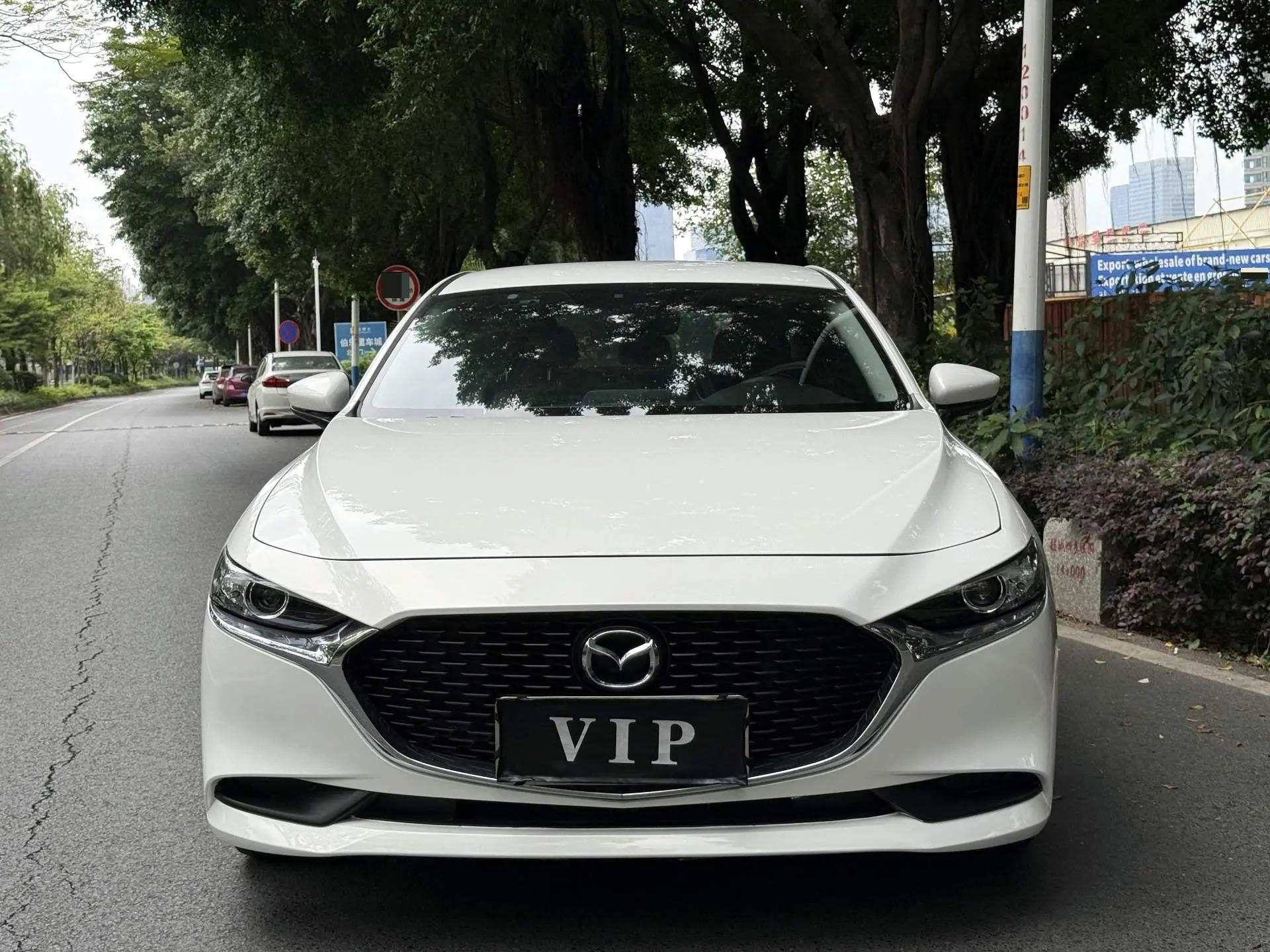 Mazda 3 Onksera 2021 2.0L Automatic Quality Elegant Edition 2