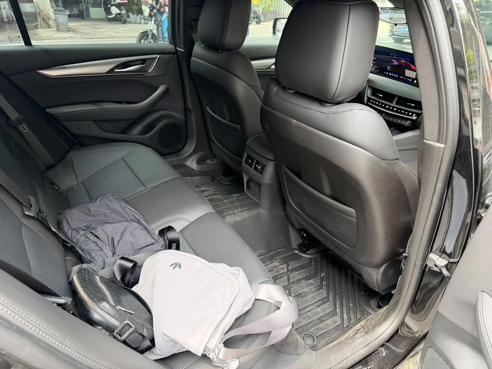 Cadillac 2025 CT5 2.0T 28T Track Performance Edition Automatic Gear 9