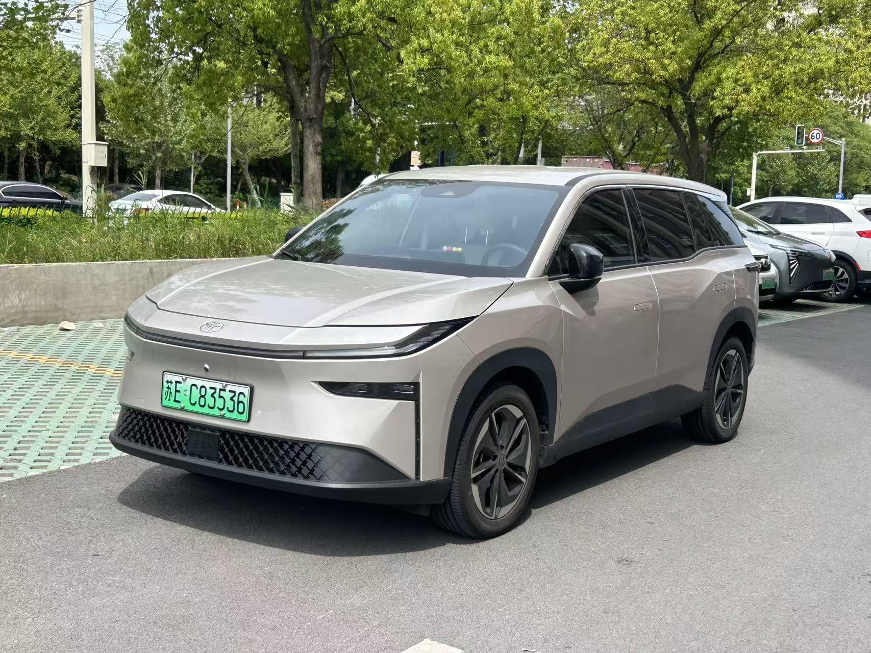 Toyota 2025 Platinum Intelligence 3X 520 Pro Automatic Gear