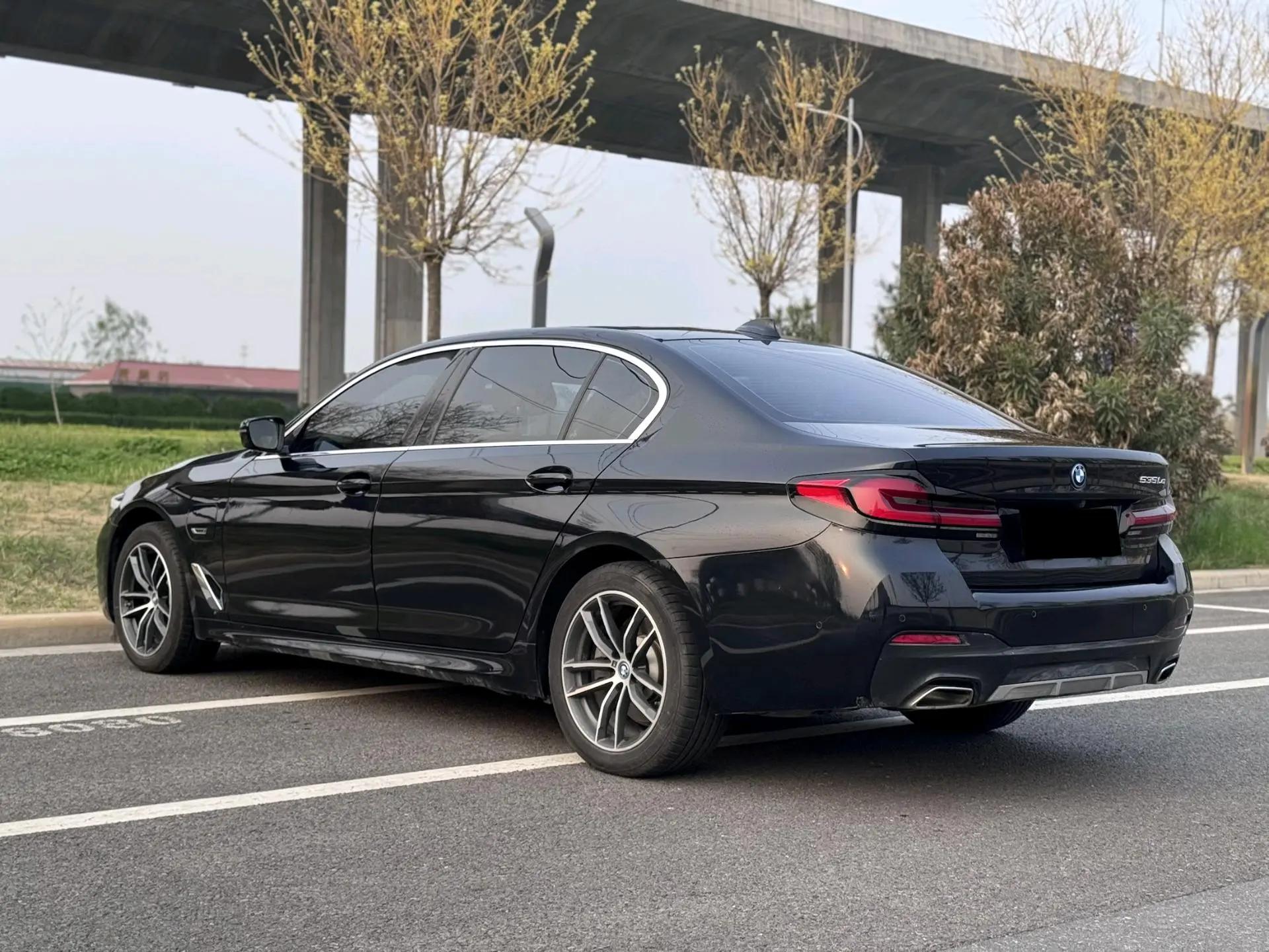 BMW 5 New Energy 2022 Modified 535Le M Sports Suit 6