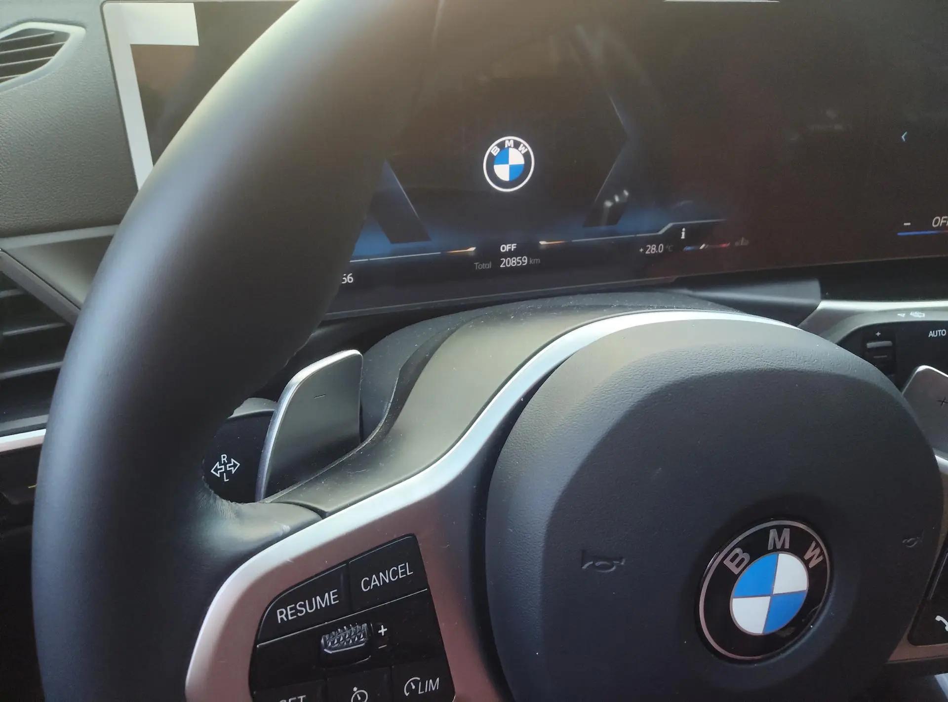 BMW 3 Series 2024 Model 320Li 2.0T M Sport Package Automatic 9