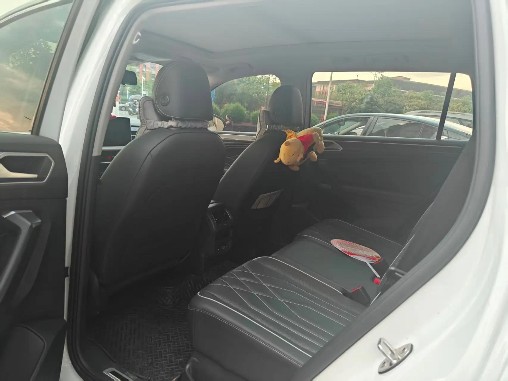Tiguan L 2023 330TSI Automatic Two-Drive R-Line Enjoy Edition 3