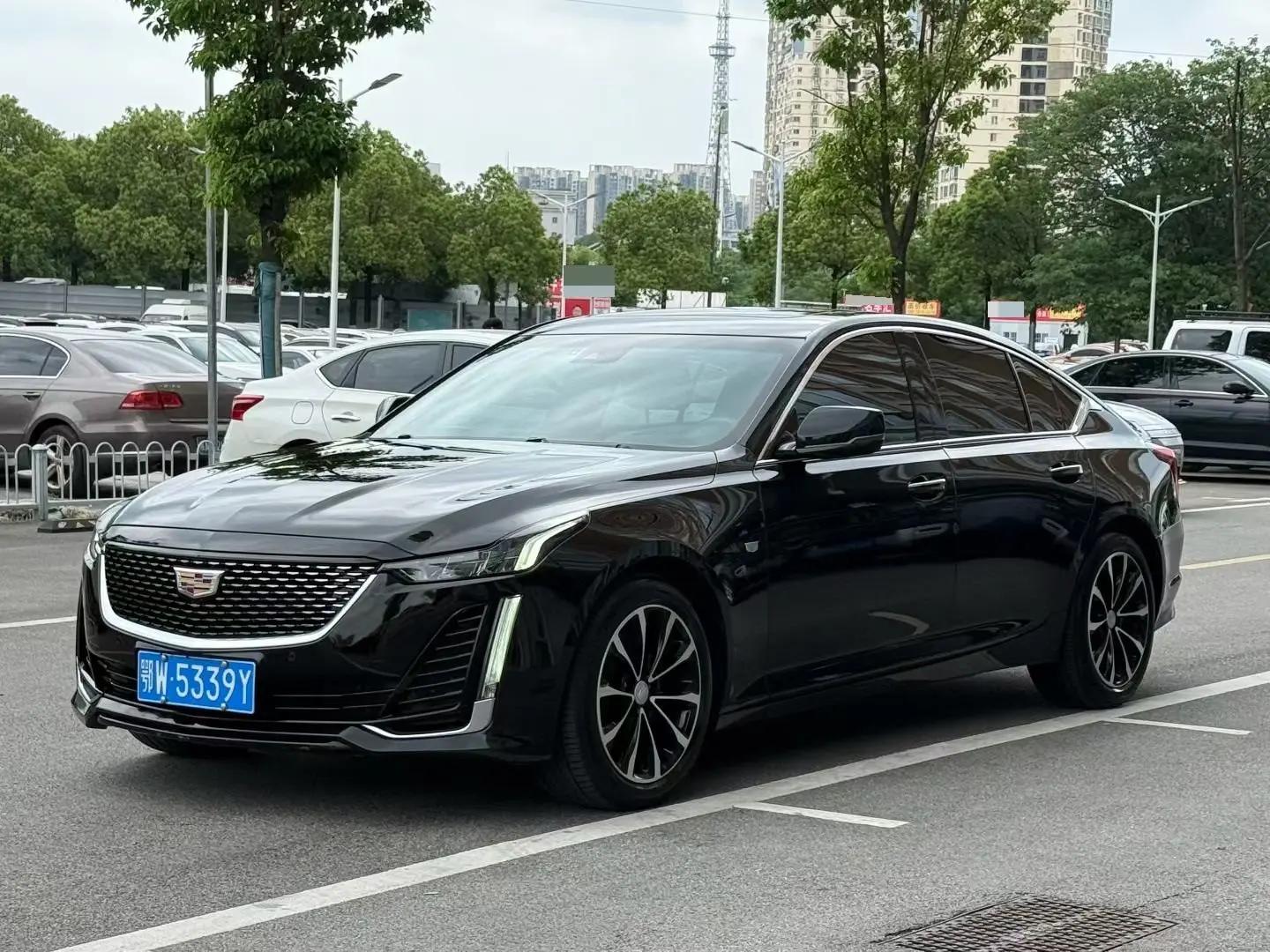 Cadillac CT5 2022 28T Luxury Model