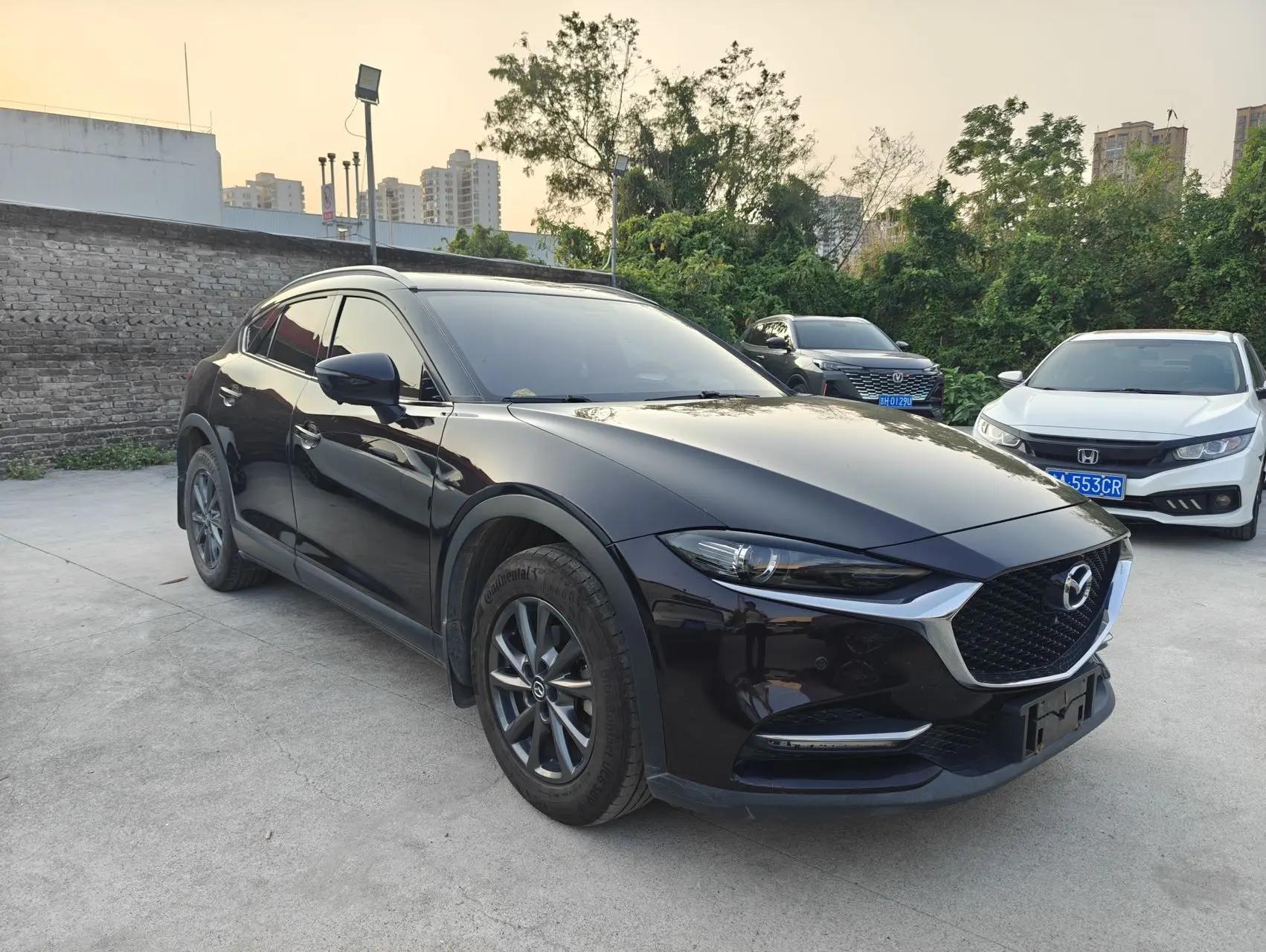 Mazda CX-4 2021 2.0L Automatic Two-Drive Blue Sky Vital Edition 3