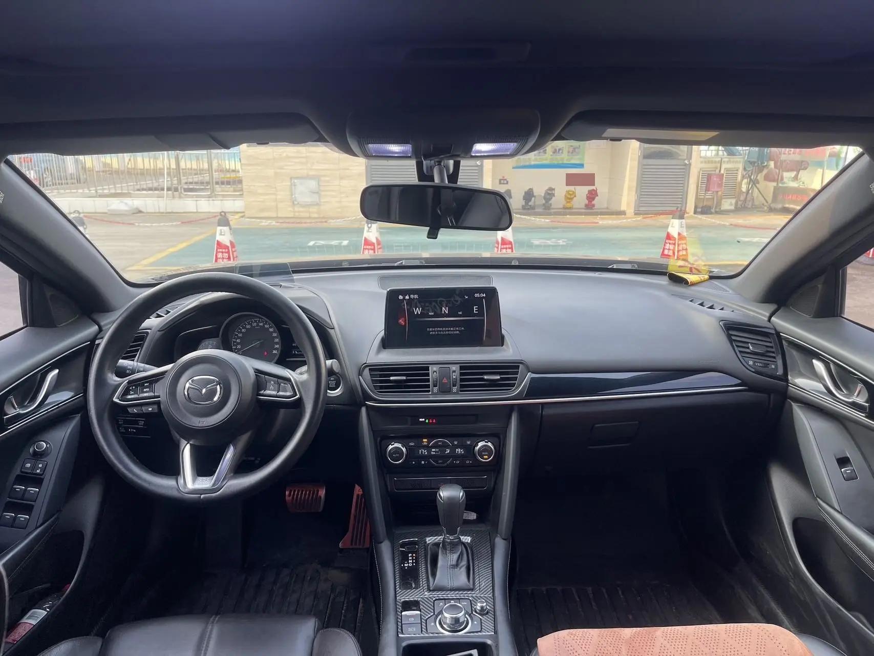 Mazda CX-4 2021 2.0L Automatic Two-Drive Blue Sky Vital Edition 8