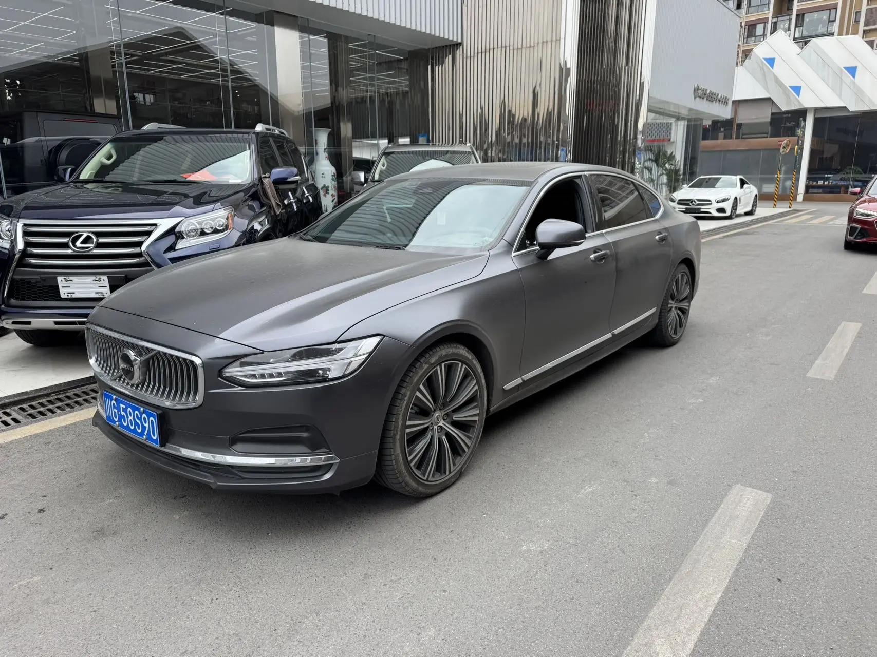 Volvo S90 2023 B5 Smart Luxury Edition