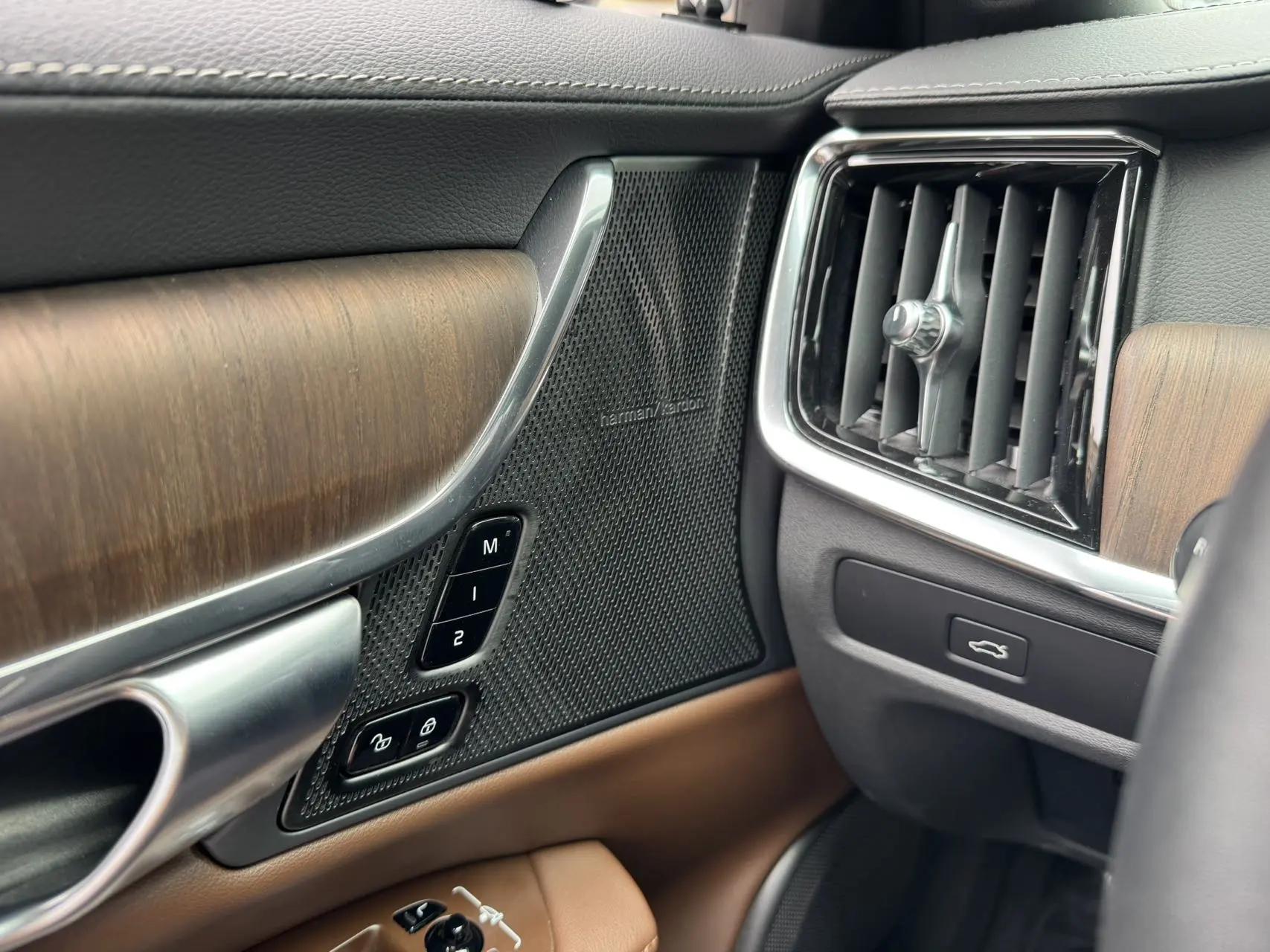 Volvo S90 2023 B5 Smart Luxury Edition 5