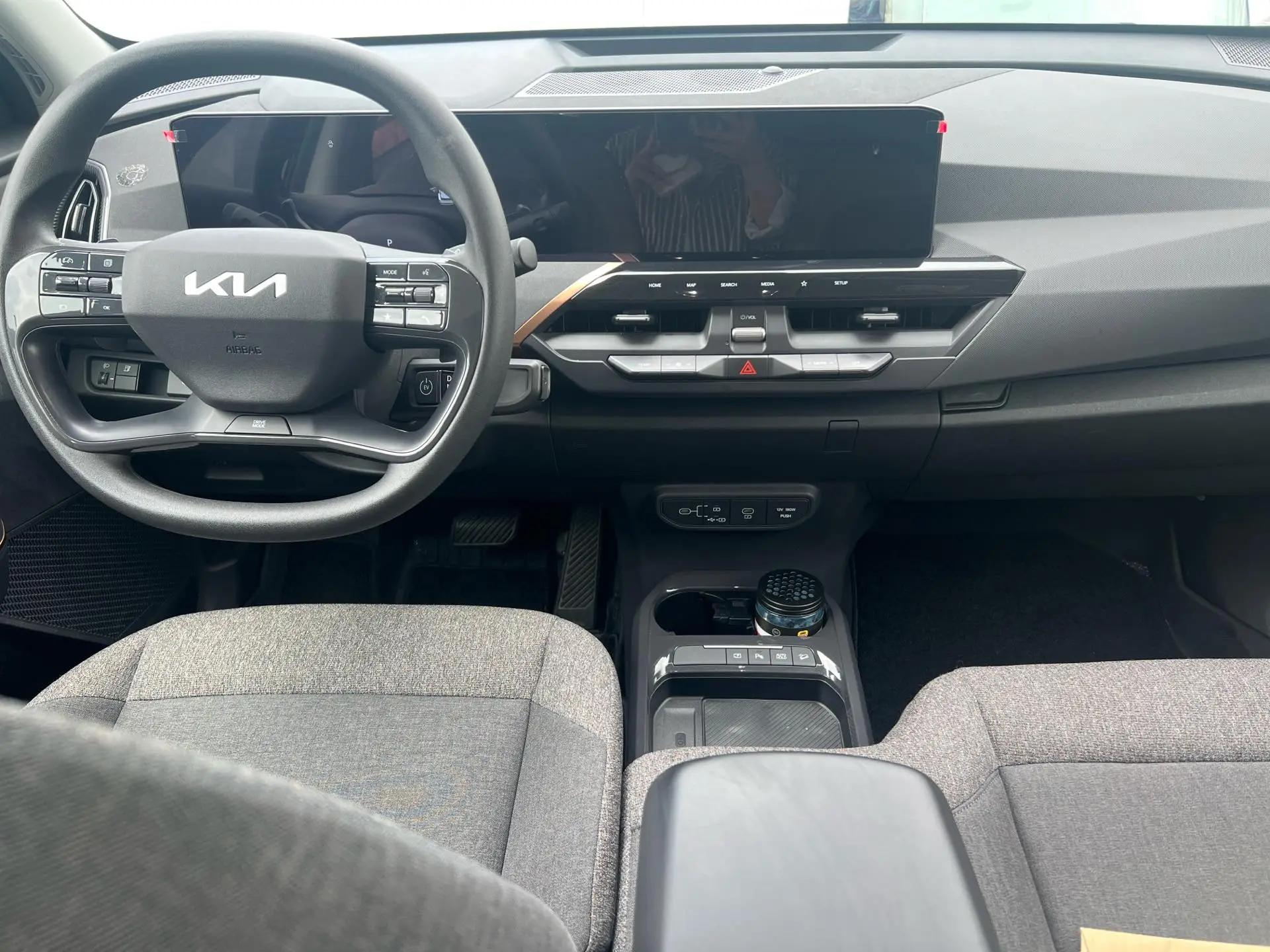 Kia EV5 2024 530 Light 9