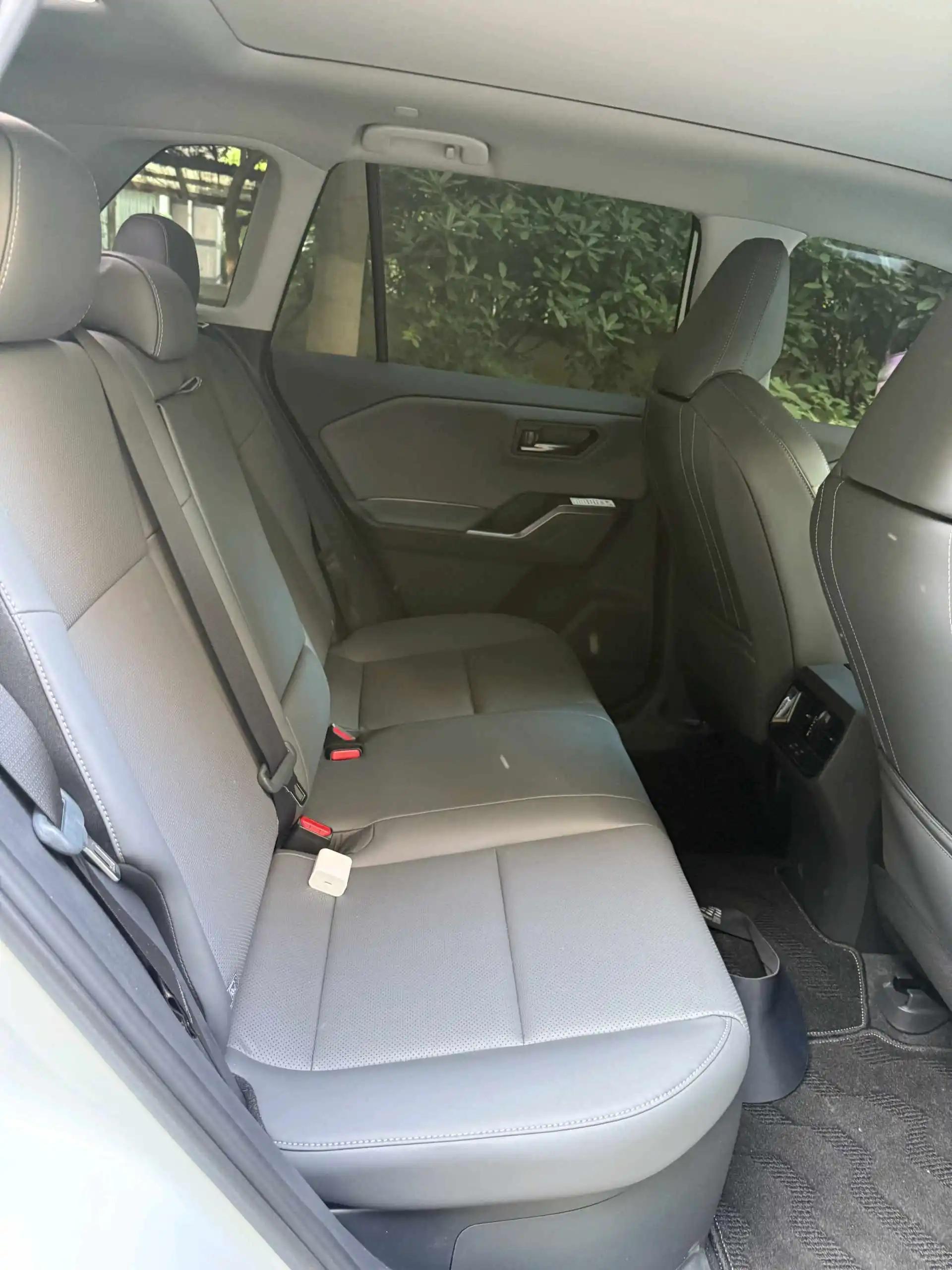 Toyota 2026 RAV4 Rongfang Double Engine 2.0 Stepless Two-Drive Deluxe Automatic Gear 6
