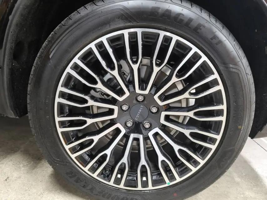LYNK&amp;CO 2026 LYNK&amp;CO 09 MHEV 2.0T four-wheel drive exploration version Ultra automatic gear 7