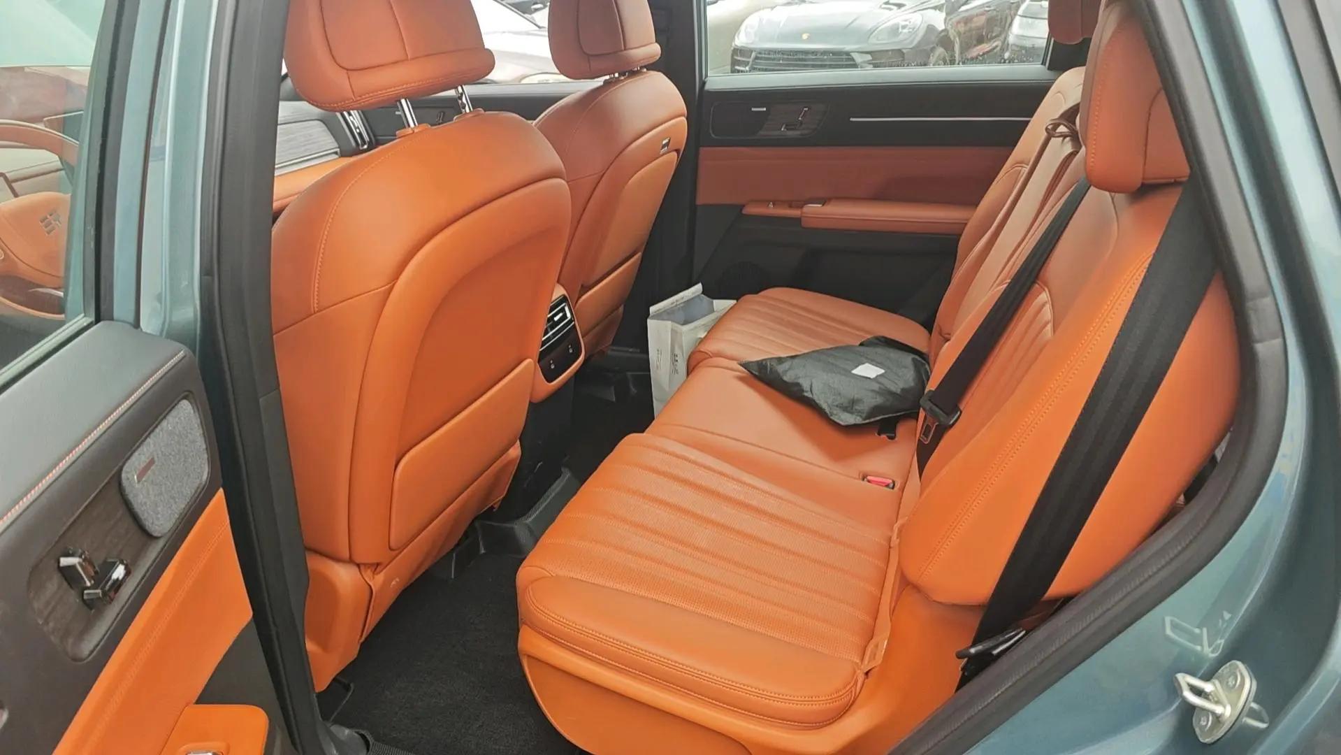 Jetour 2025 X70L 2.0TD flagship 7-seat automatic gear 2