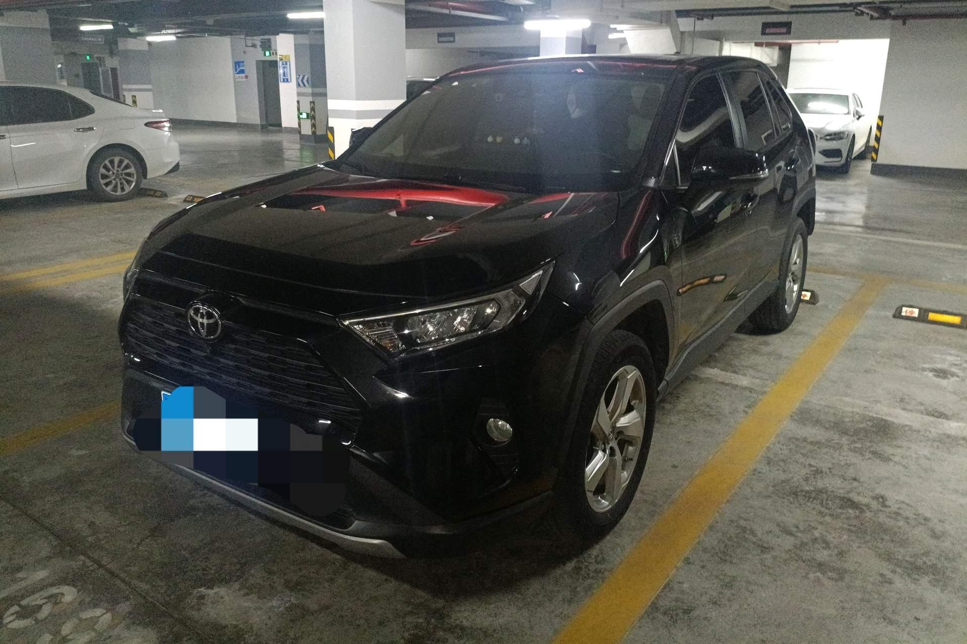 RAV4 Rongfeng 2020 2.0L CVT Two-Drive Fashion Edition