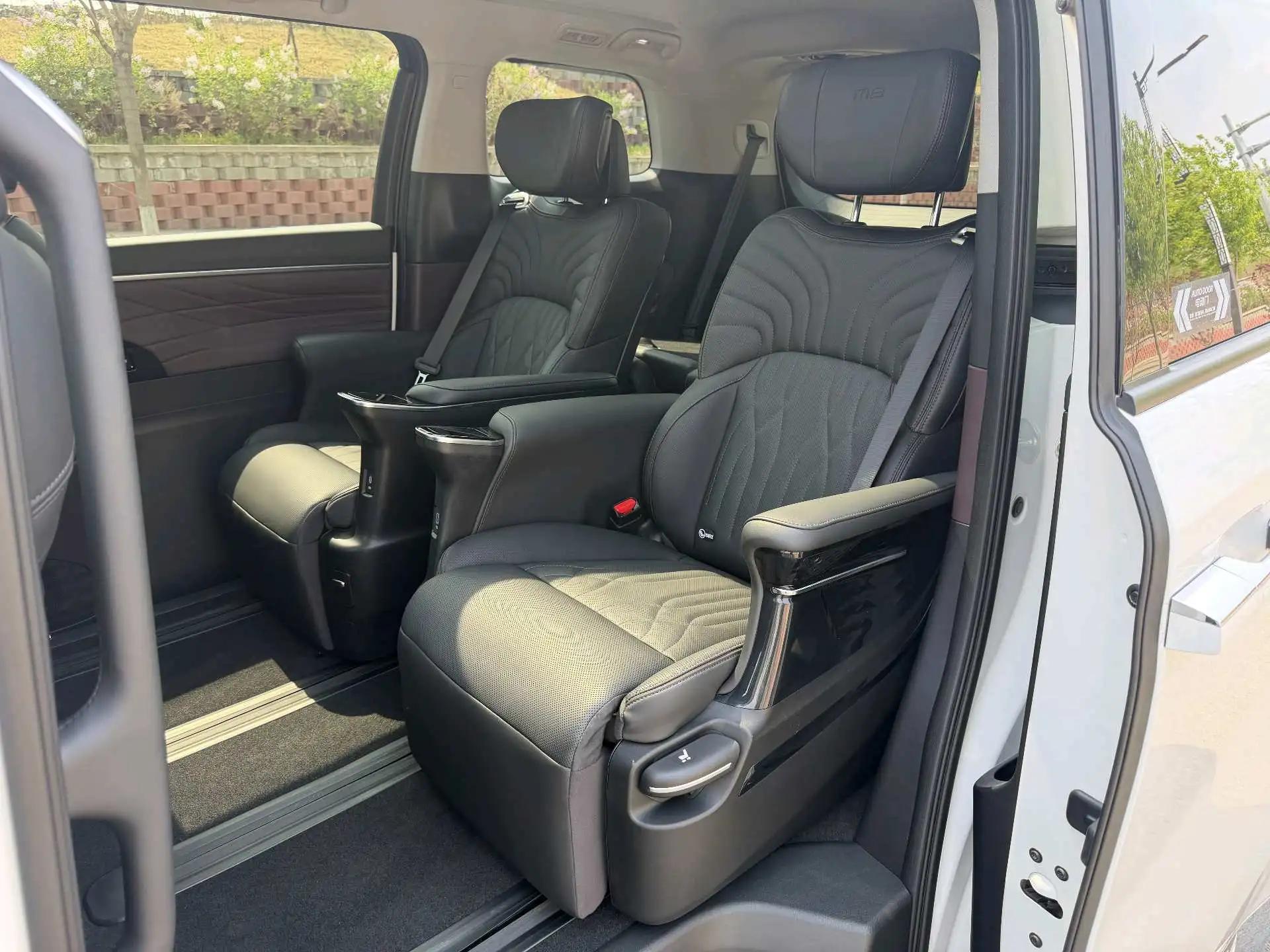 GAC Trumpchi 2024 M8 2.0T 400T Master Series Prestige Automatic 8