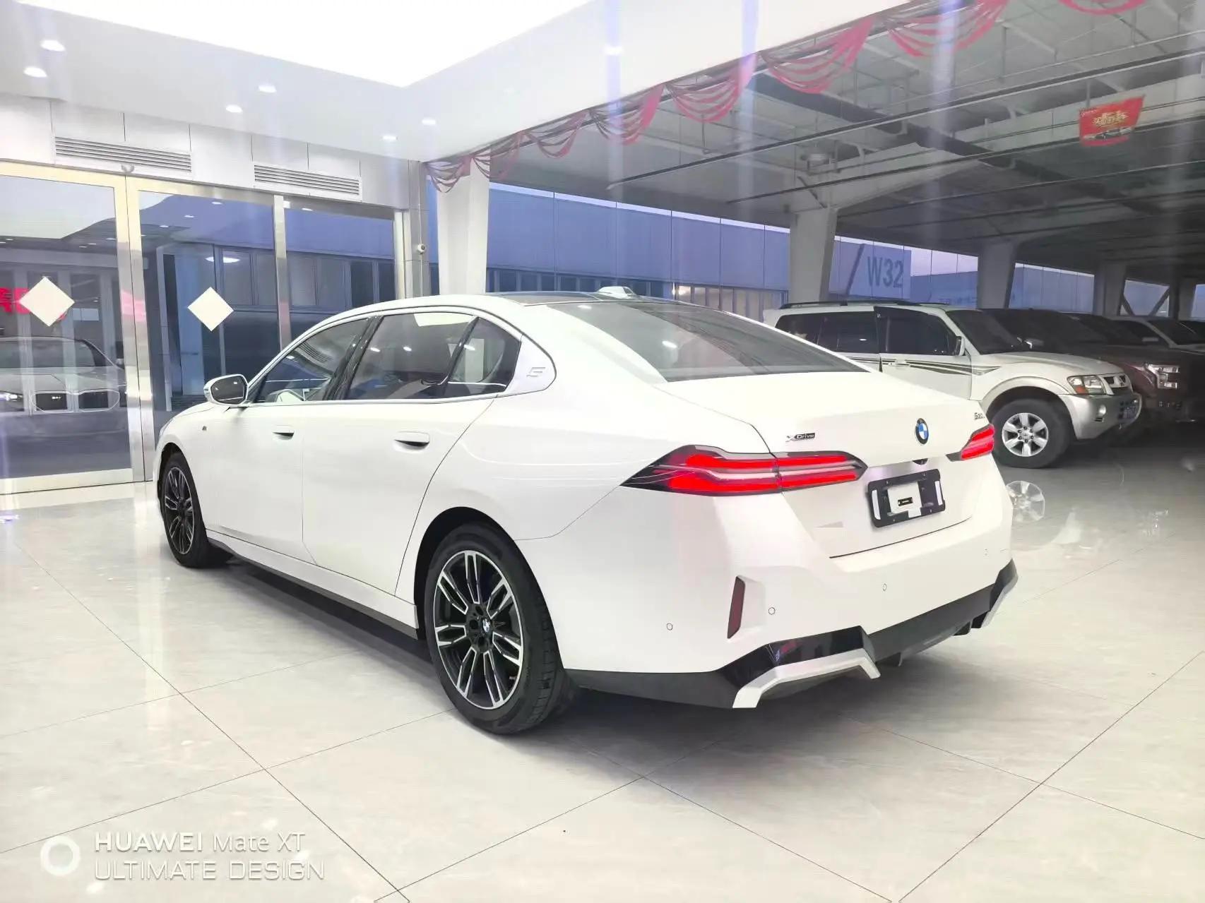 BMW 5 Series 2025 Model 530Li xDrive 48V 2.0T M Sport Package Automatic 3