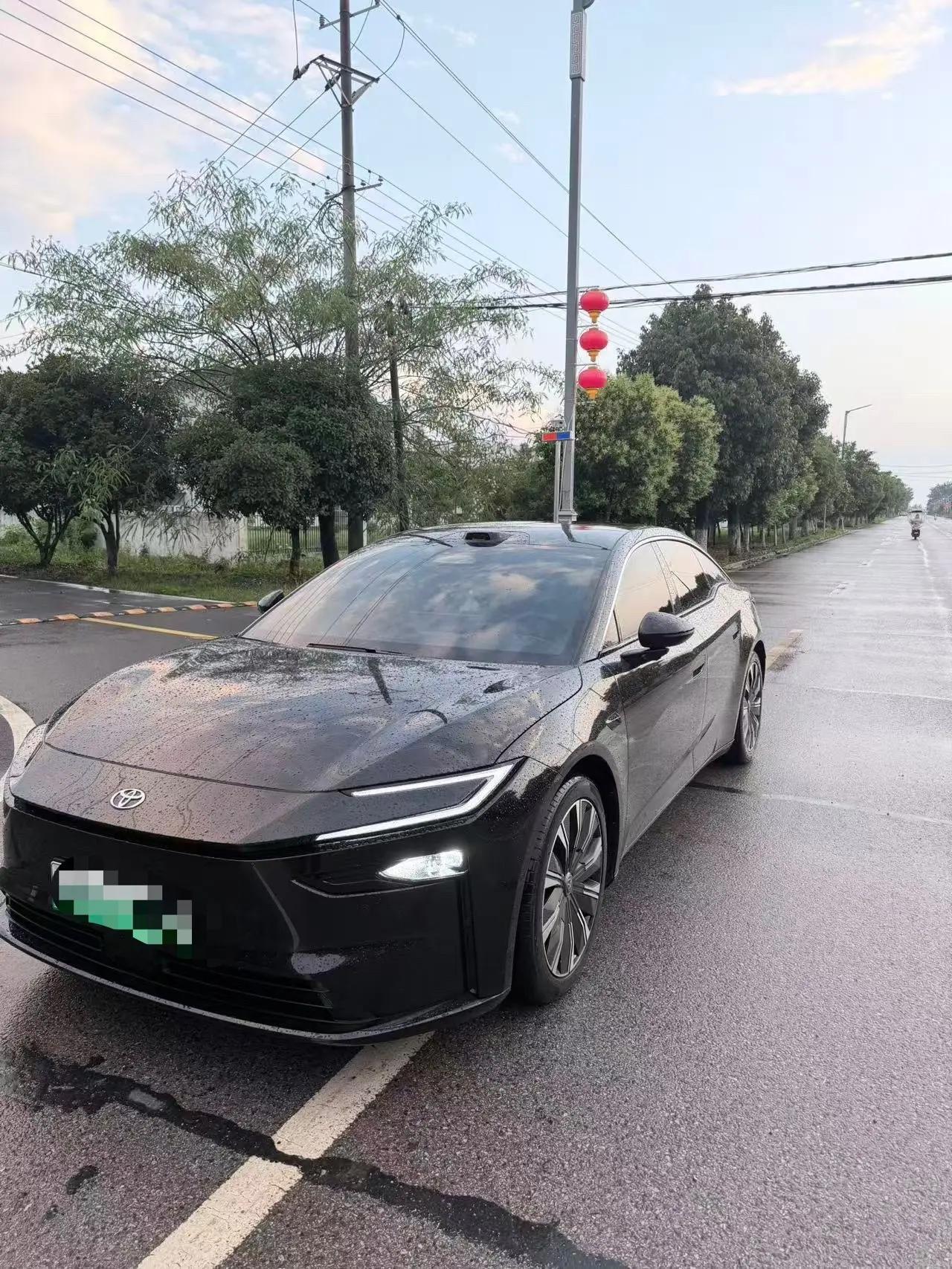 Открыть галерею: Toyota 2026 Platinum Intelligence 7 710 Ultra Laser Radar Edition Automatic Gear