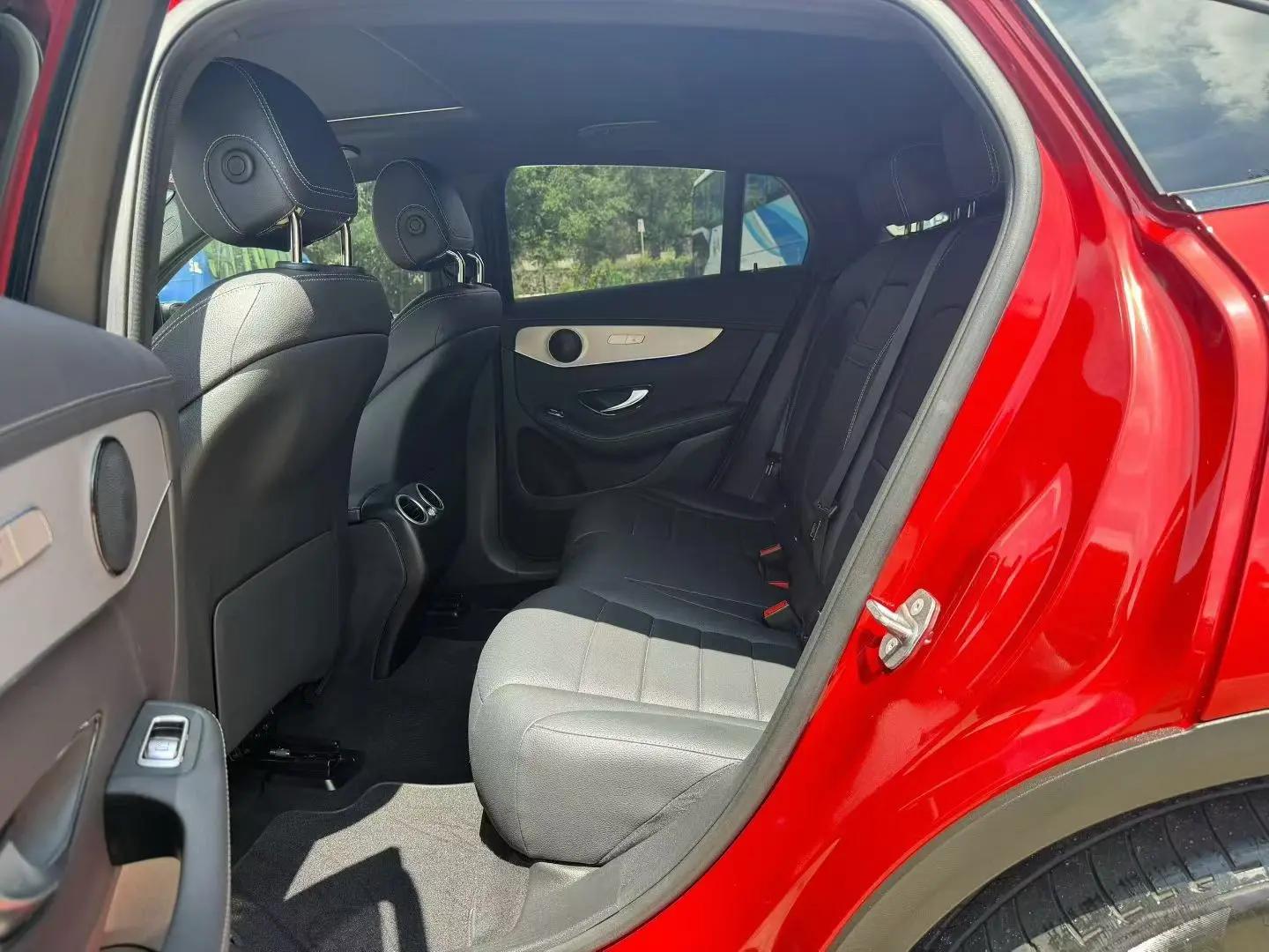 Mercedes Benz GLC Coupe 2020 GLC 260 4MATIC Coupe SUV 5