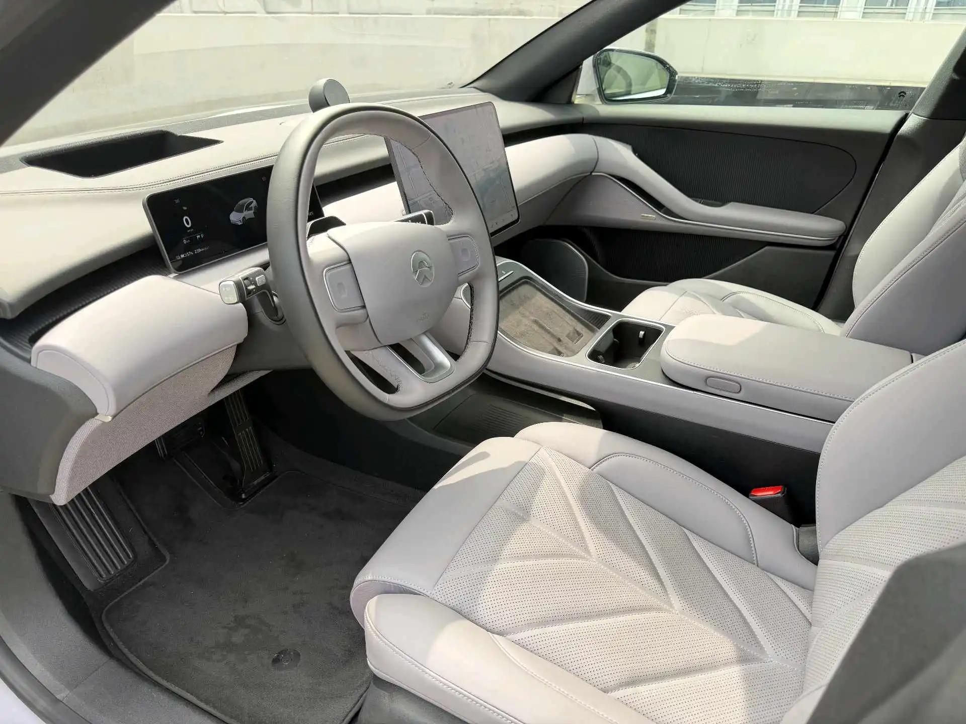 NIO 2025 ET5T 75kWh Touring automatic 7