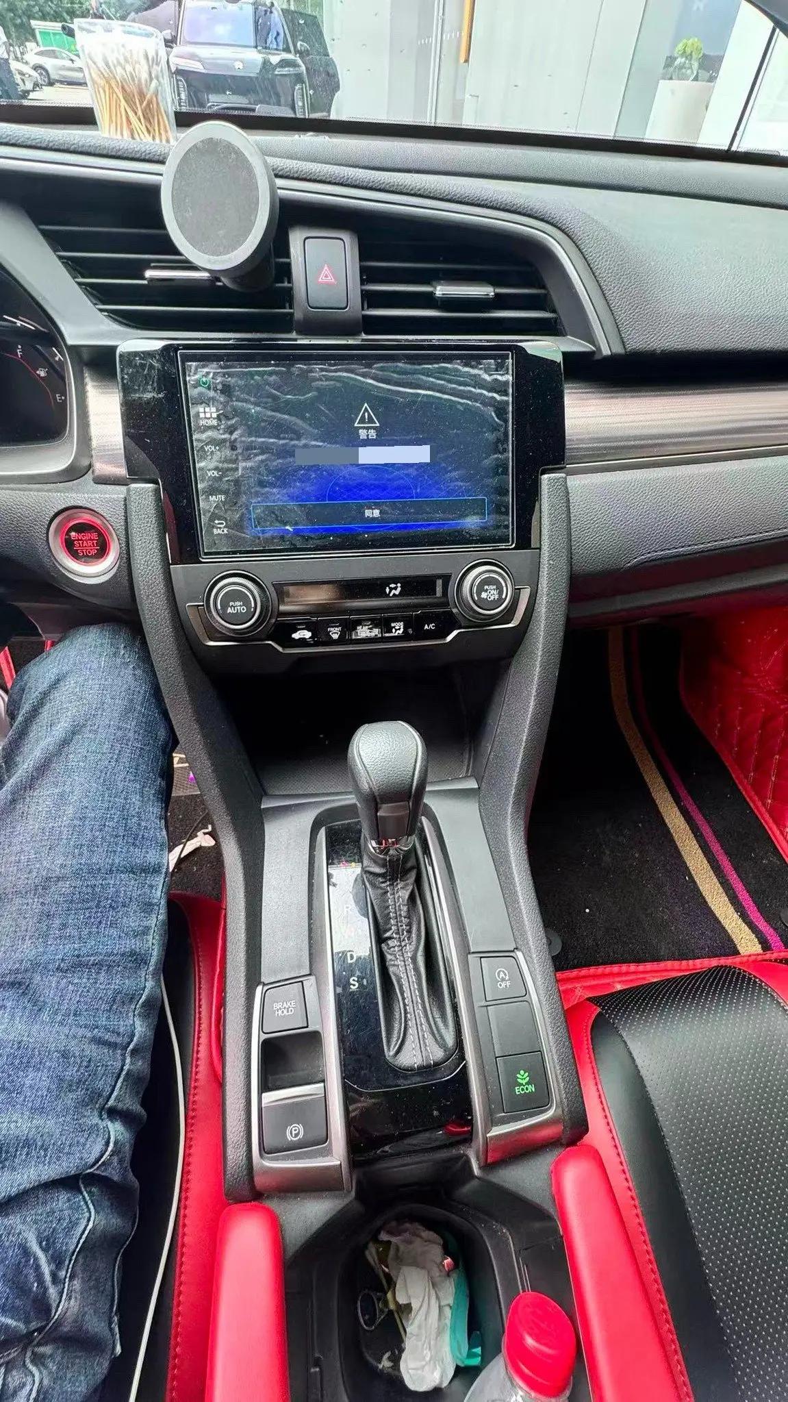 Civic 2021 HATCHBACK 220TURBO CVT Trendy & Cool Edition 3