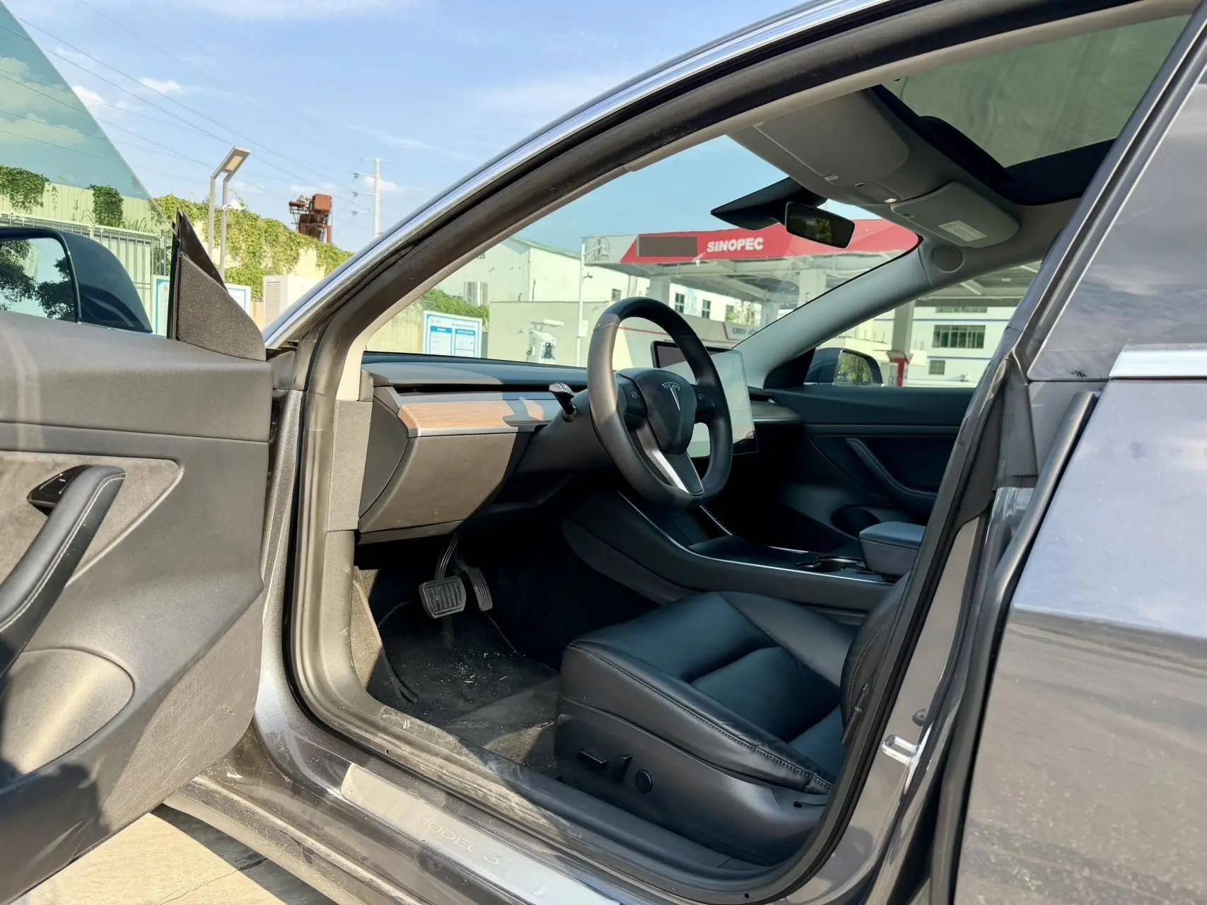 2019 Model 3 Standard Range Rear-Wheel Drive Upgrade Version 6