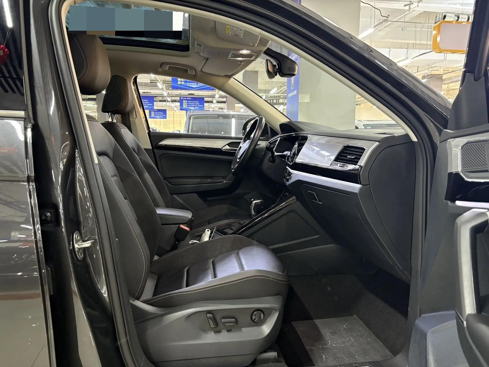Tan Yue 2022 280TSI Two-Drive Deluxe Zhilian Edition 4