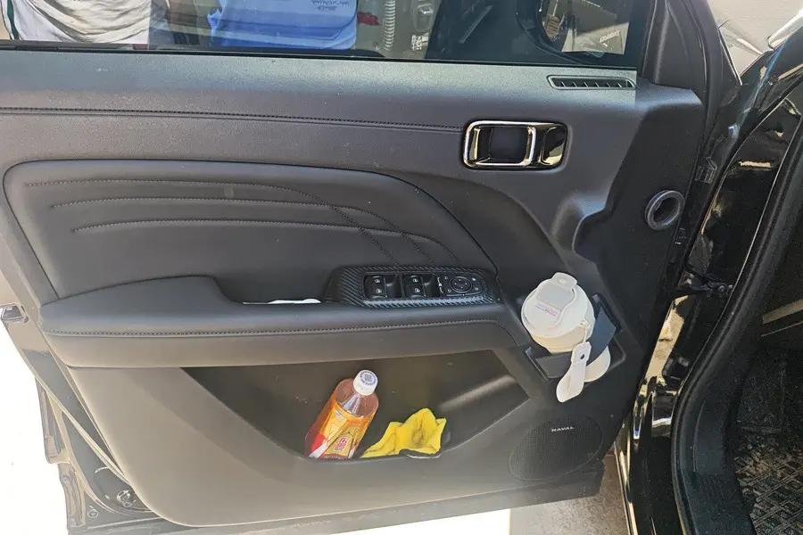 Haval 2025 Raptors 2.0T 4WD Ultra Automatic 3
