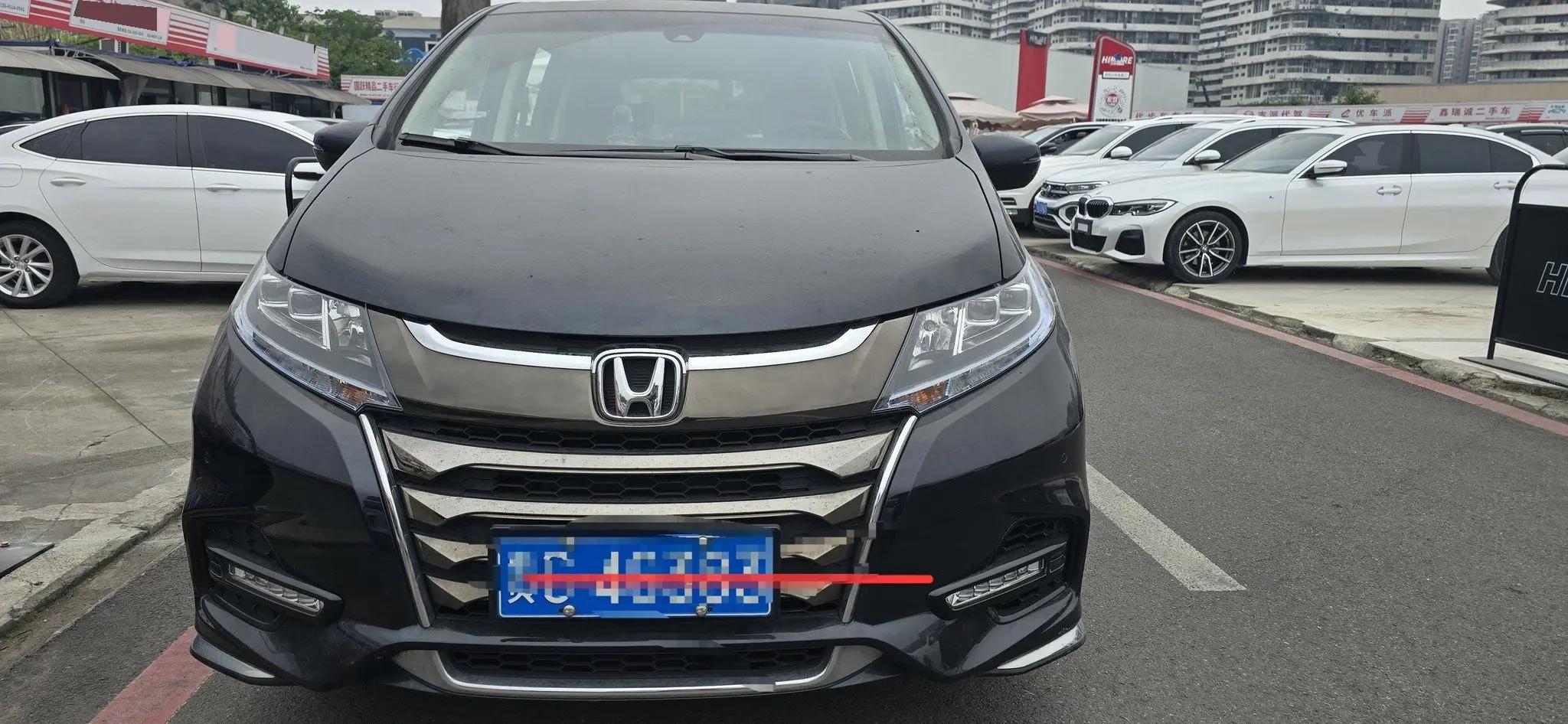 Odyssey 2019 2.0L Sharp Premium Edition 2