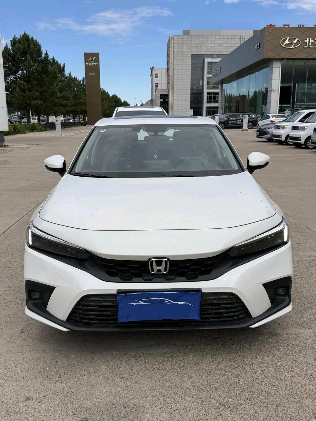 Honda 2023 Civic Hatchback 1.5T CVT 240TURBO Extreme Edition Automatic 2