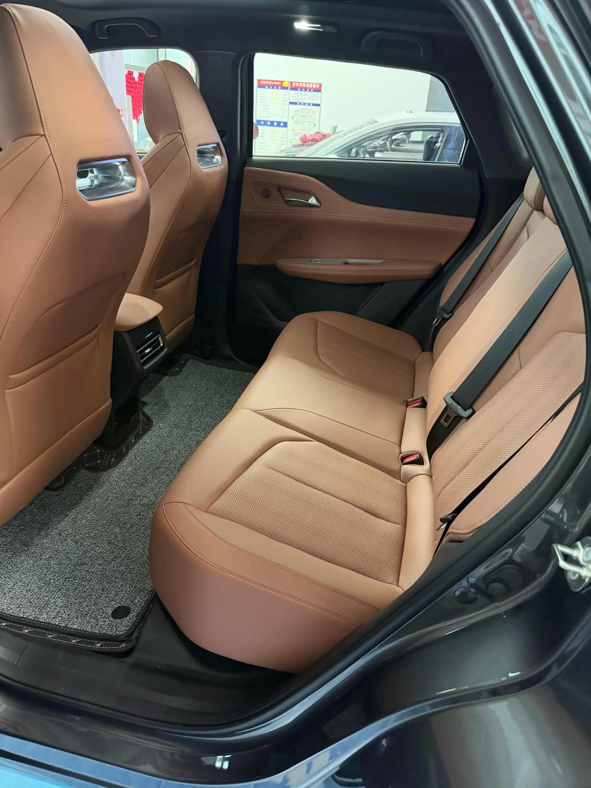ChangAn 2025 UNI-Z Smart Electric iDD 1.5 Stepless 125km Smart New Blue Whale Warship Automatic Gear 5
