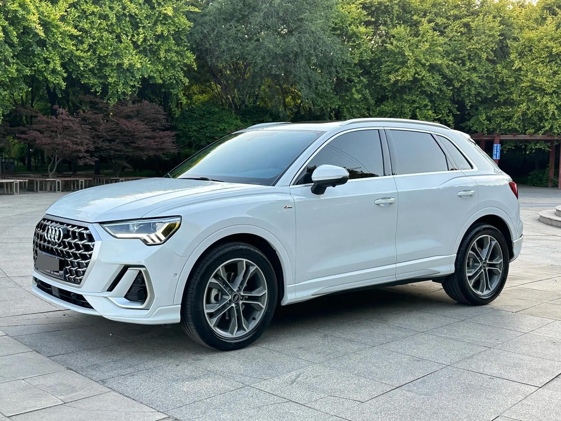 Audi 2024 Q3 2.0TFSI 40TFSI Fashion Dynamic Automatic