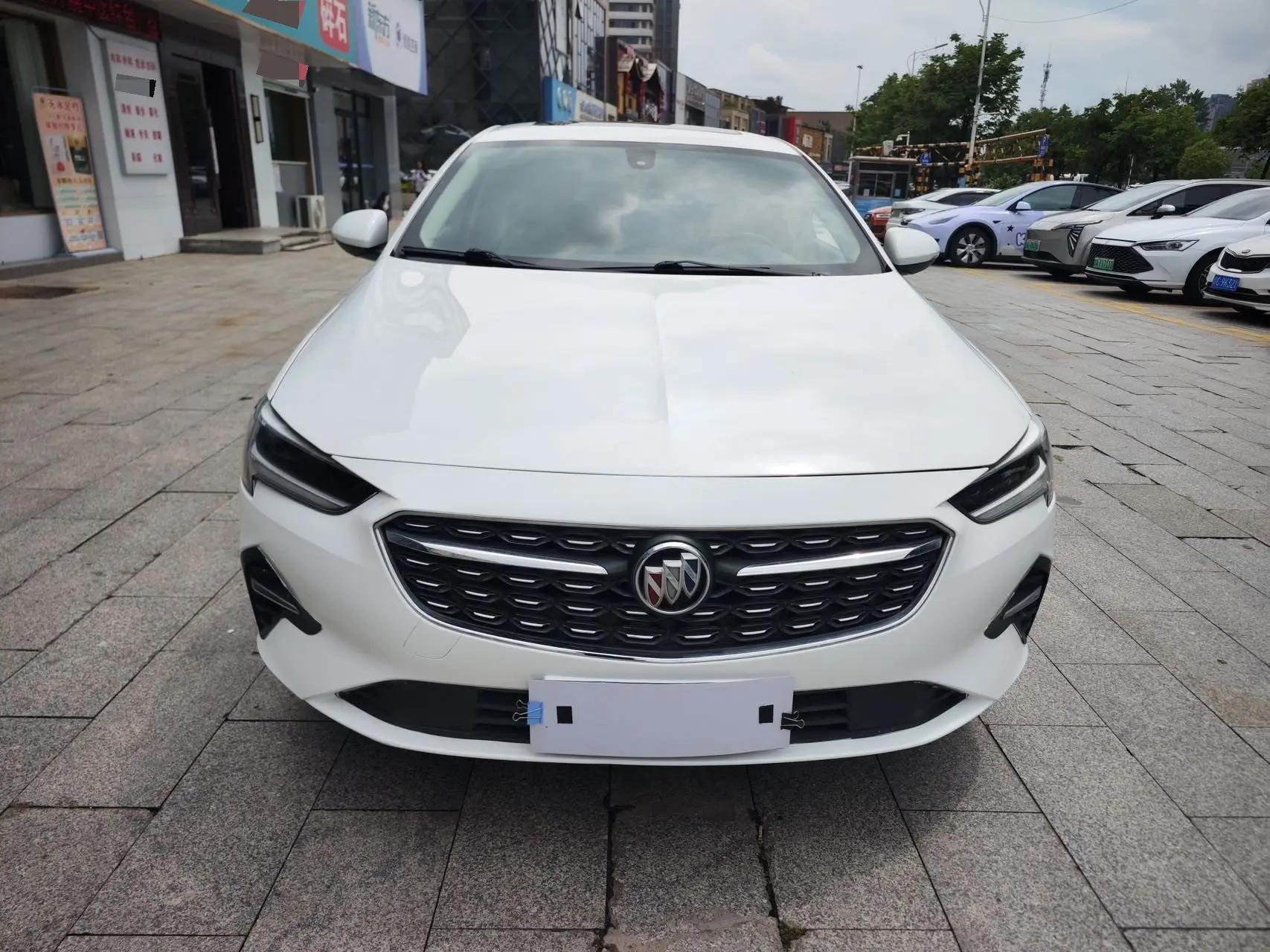 Regal 2020 552T Elite 2