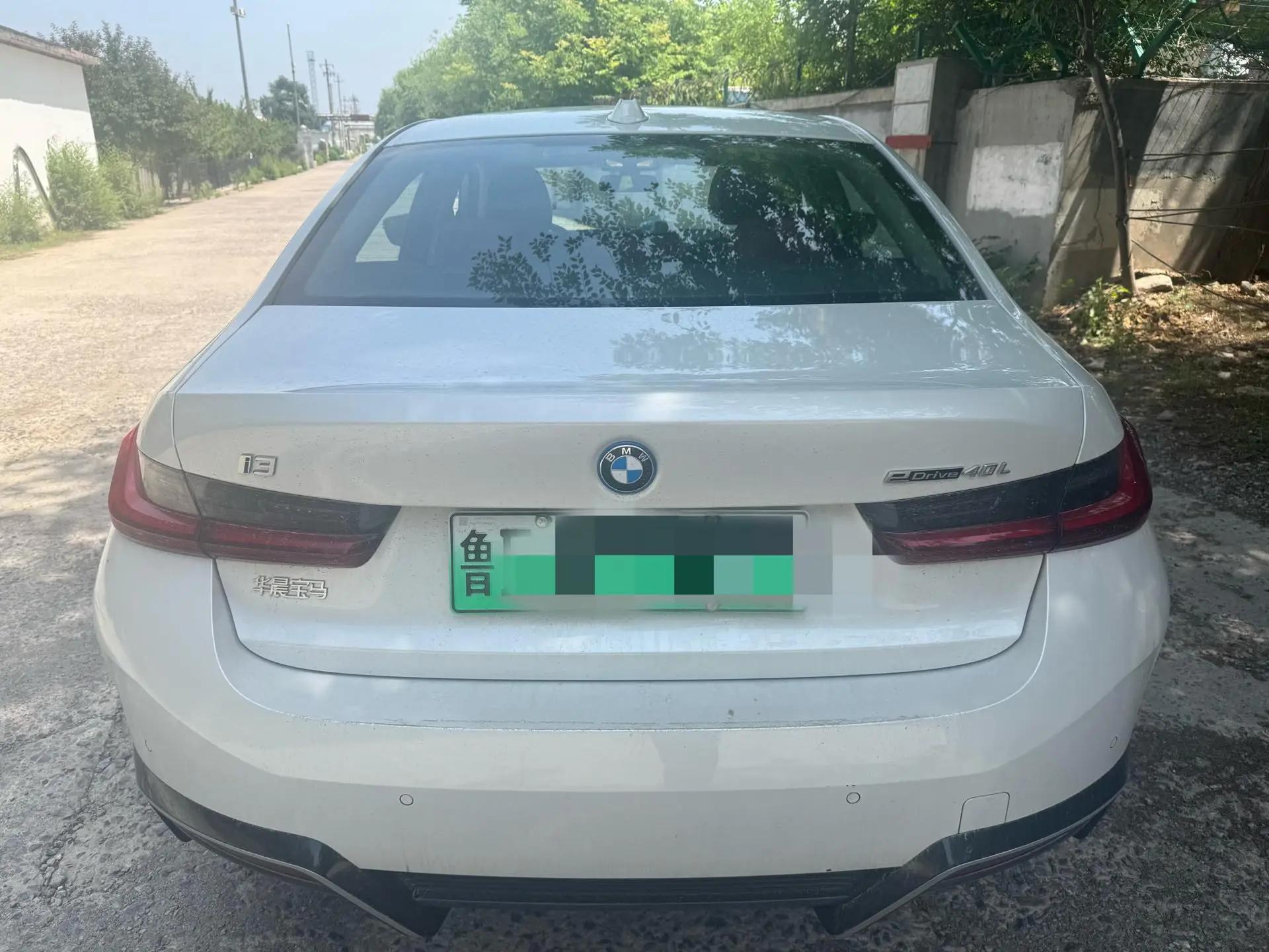 BMW 2025 i3 eDrive 40 L obsidian night suit automatic gear 6