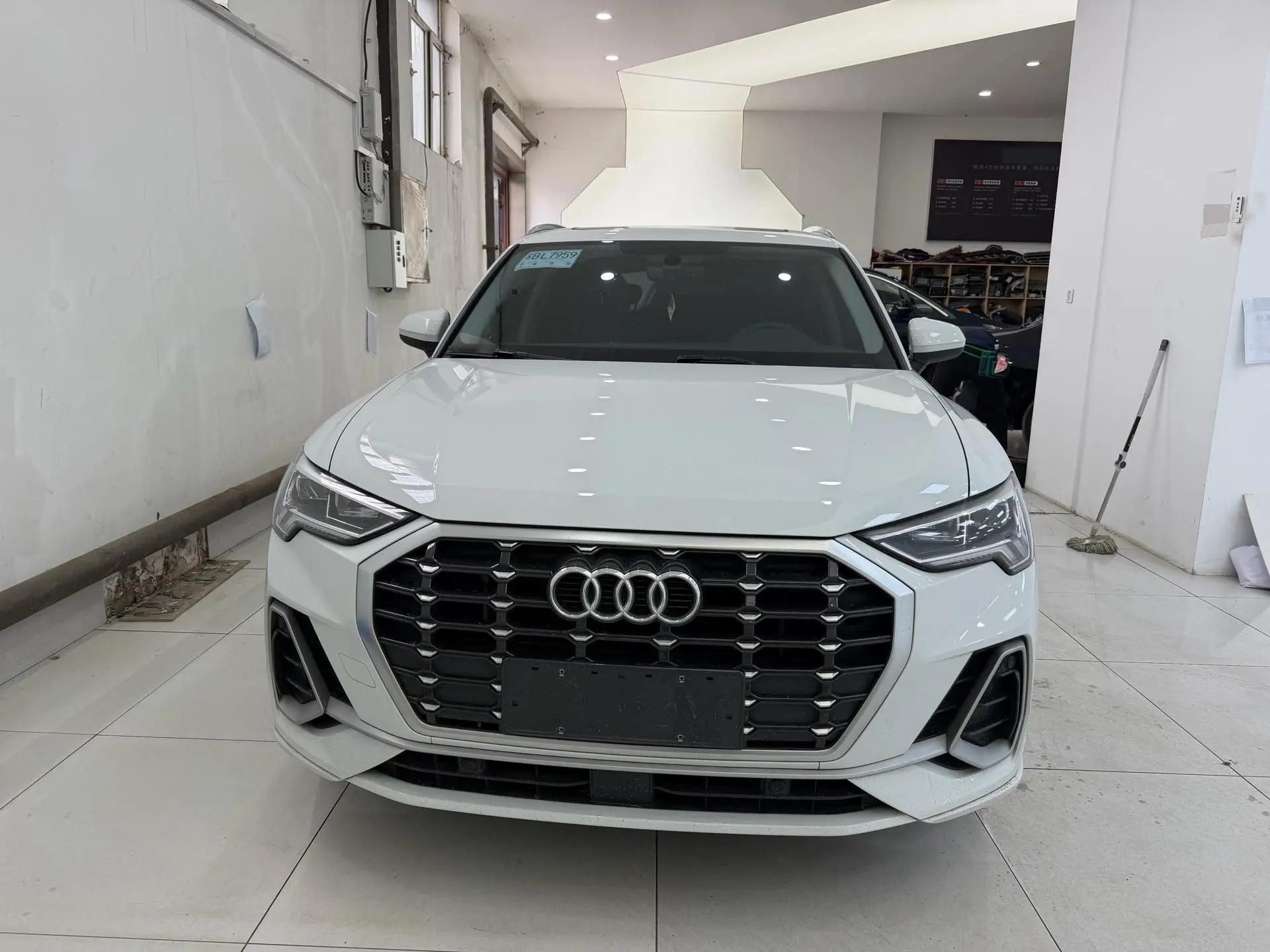 Audi 2023 Q3 1.4TFSI 35TFSI Stylish Dynamic Edition Automatic 2