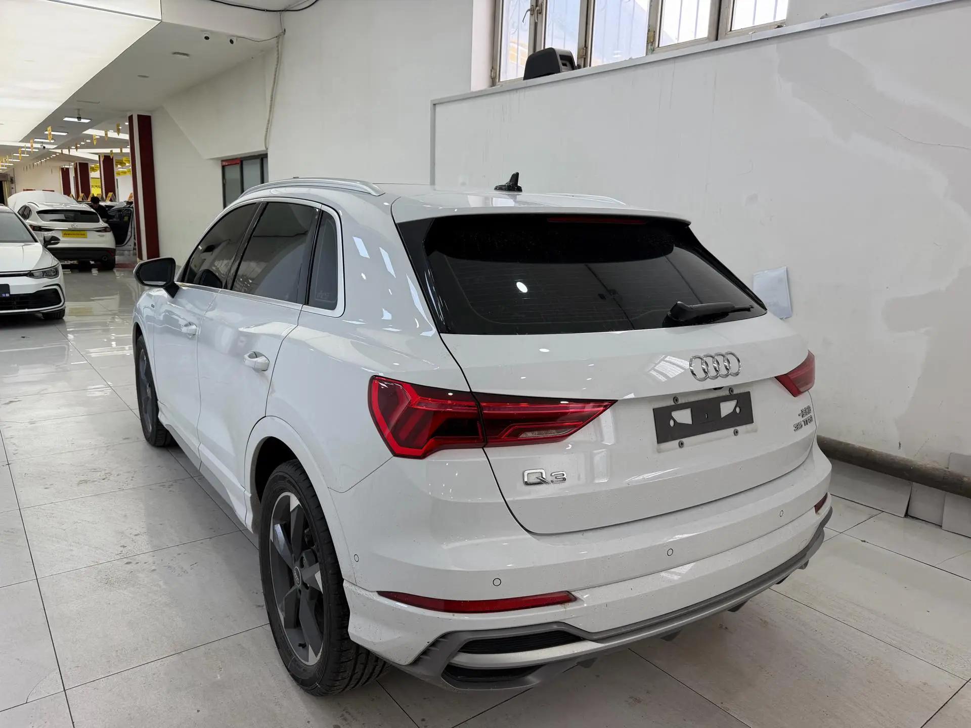 Audi 2023 Q3 1.4TFSI 35TFSI Stylish Dynamic Edition Automatic 3