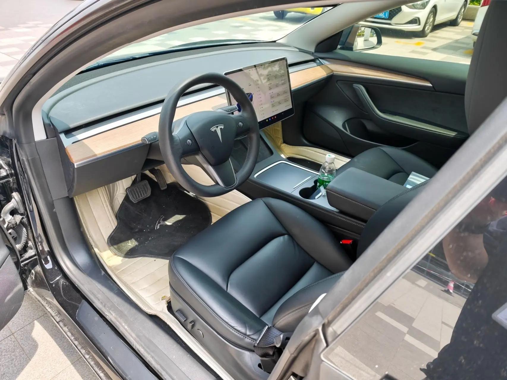 Model 3 2022 rear-wheel drive version 4