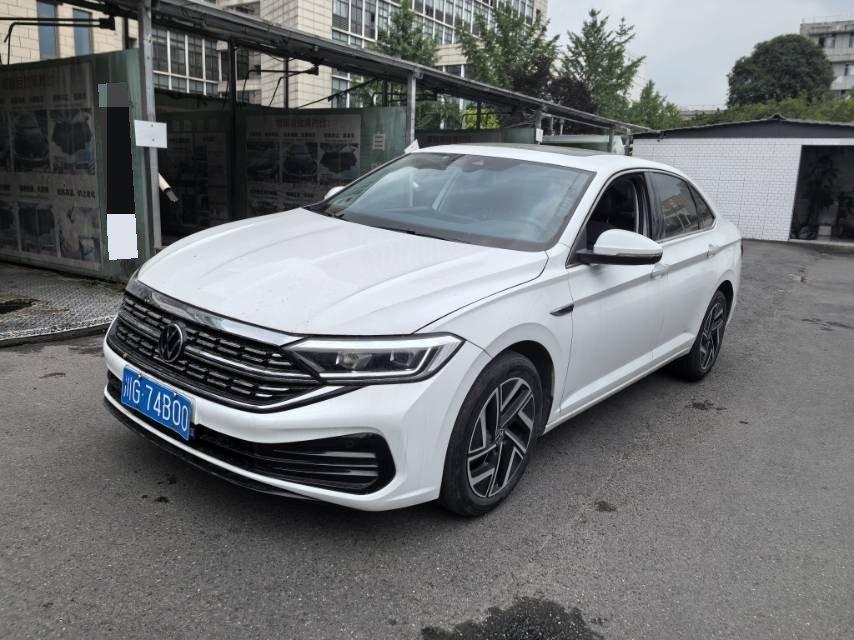 Открыть галерею: Volkswagen 2024 Sagitar 1.5TSI 300TSI Exceed Version Automatic