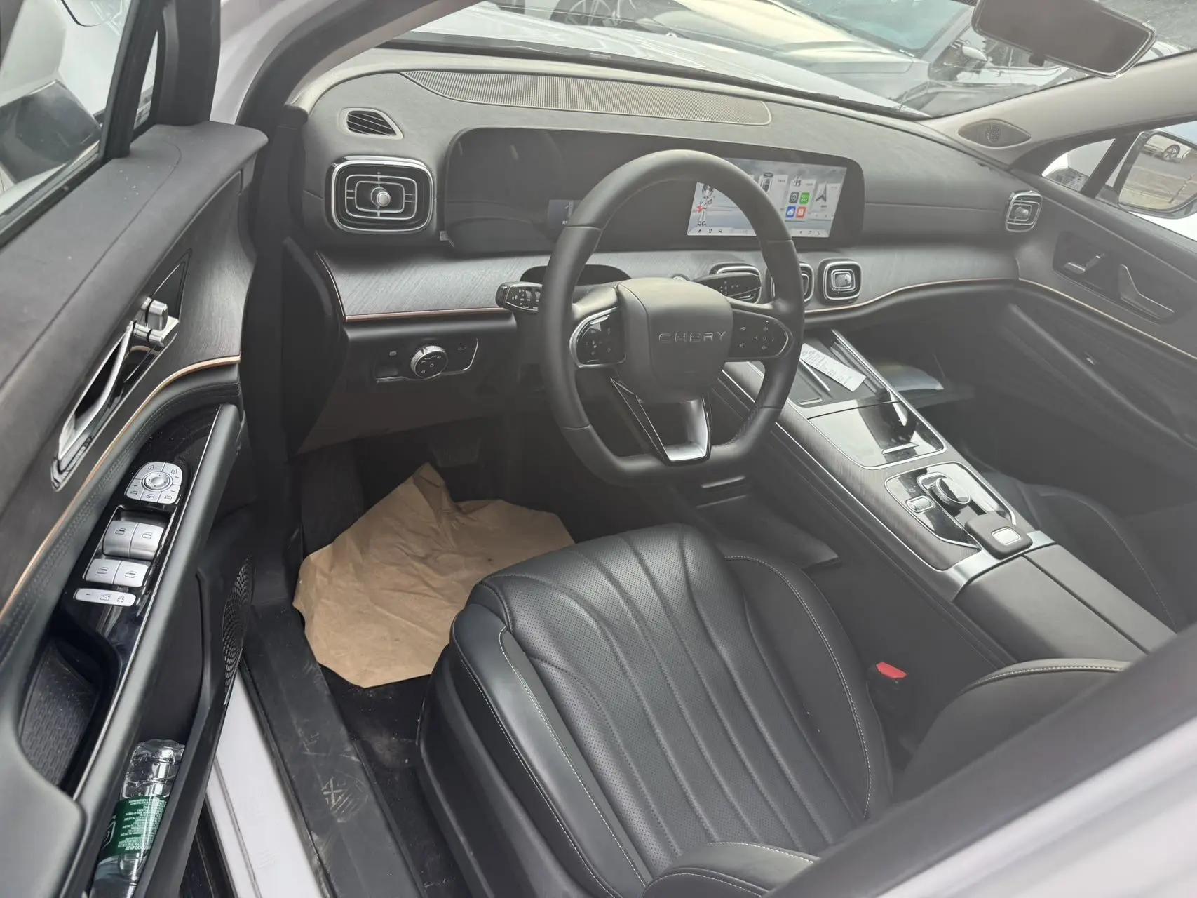 Chery 2025 Ruihu 9 2.0T Two-Drive Premium Edition 7-seat Automatic Gear 3