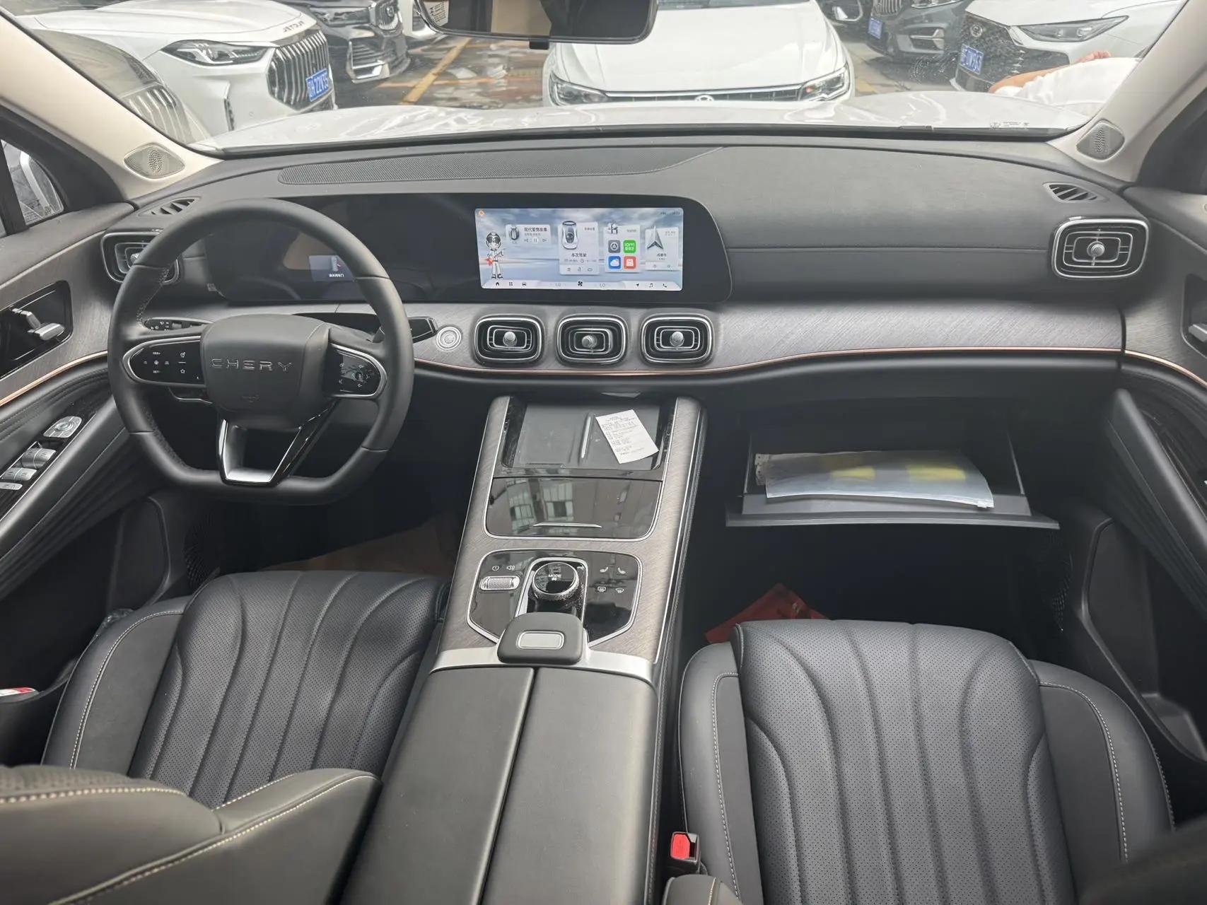 Chery 2025 Ruihu 9 2.0T Two-Drive Premium Edition 7-seat Automatic Gear 5