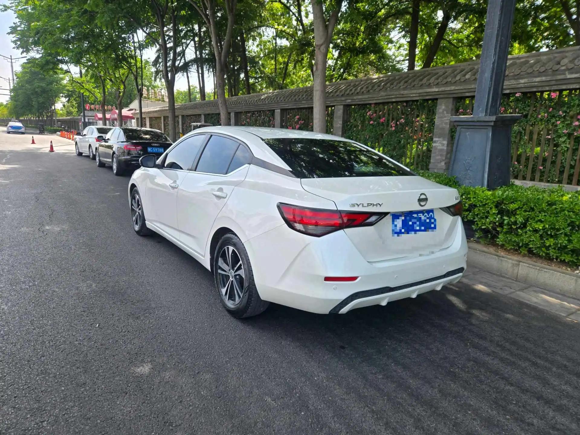 Xuanyi 2021 1.6L XL CVT Smart Edition 4