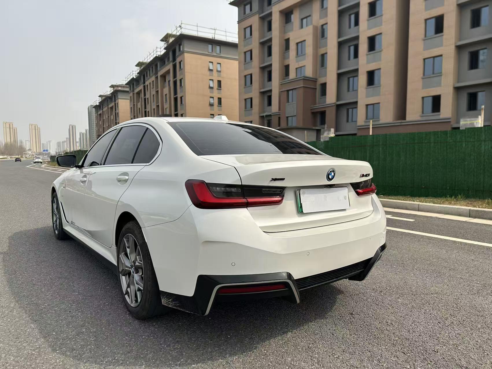 BMW i3 2022 eDrive 35 L 7