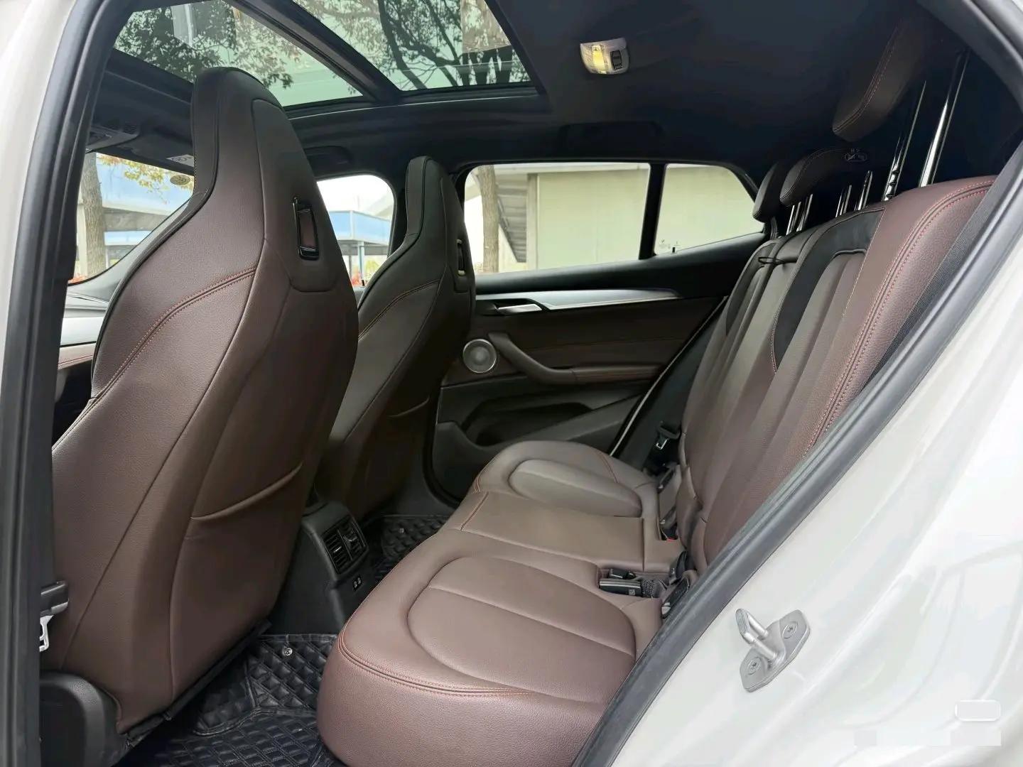 BMW X2 2022 sDrive25i M sports suit 4