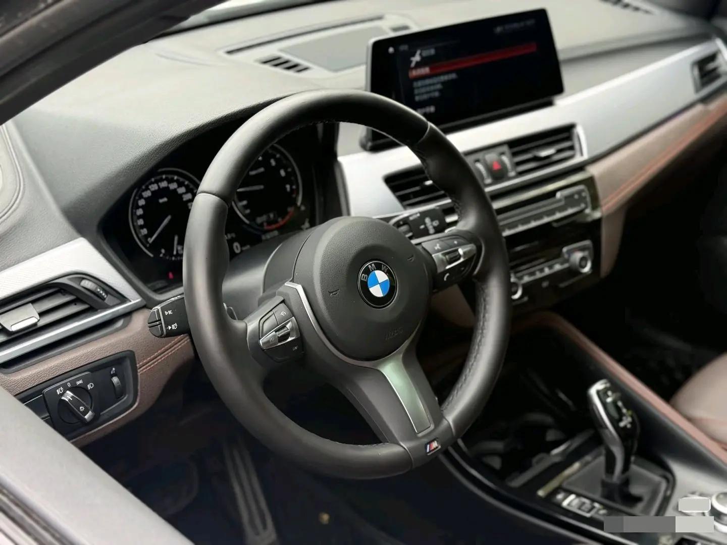 BMW X2 2022 sDrive25i M sports suit 5