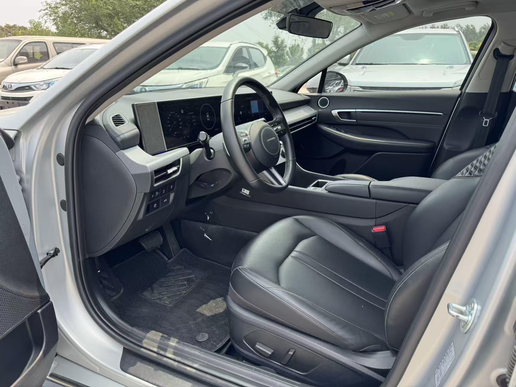 Hyundai 2024 11th Generation Sonata 1.5T Pro Automatic 4