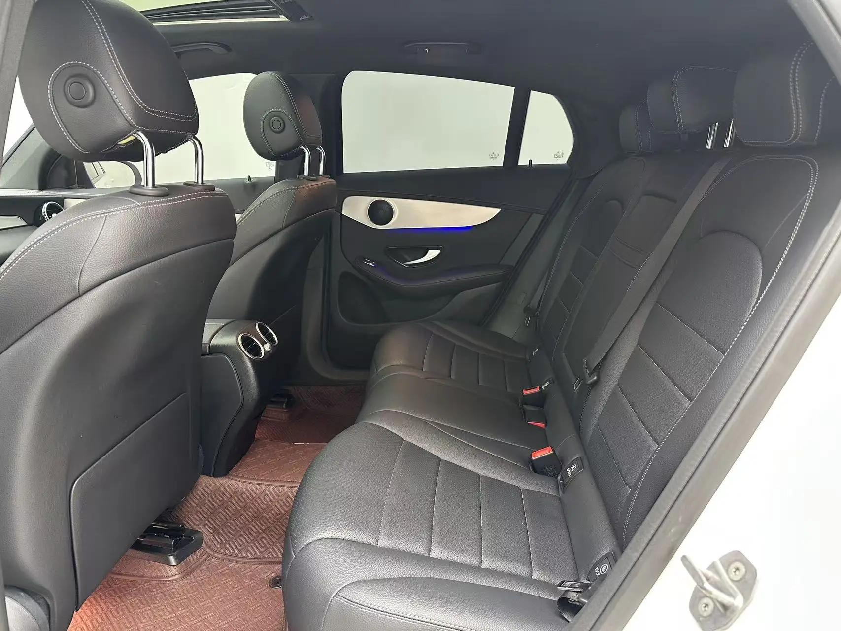 Mercedes Benz GLC Coupe 2020 GLC 260 4MATIC Coupe SUV 4