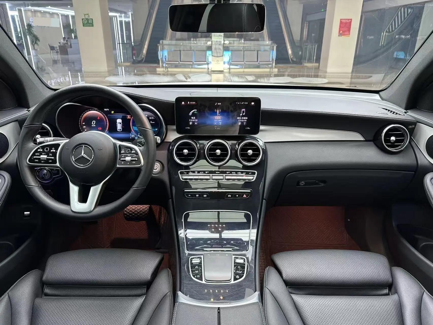 Mercedes Benz GLC Coupe 2020 GLC 260 4MATIC Coupe SUV 5