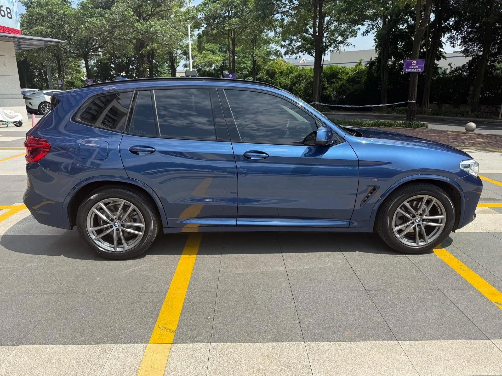 BMW X3 2020 xDrive25i M sports suit 7